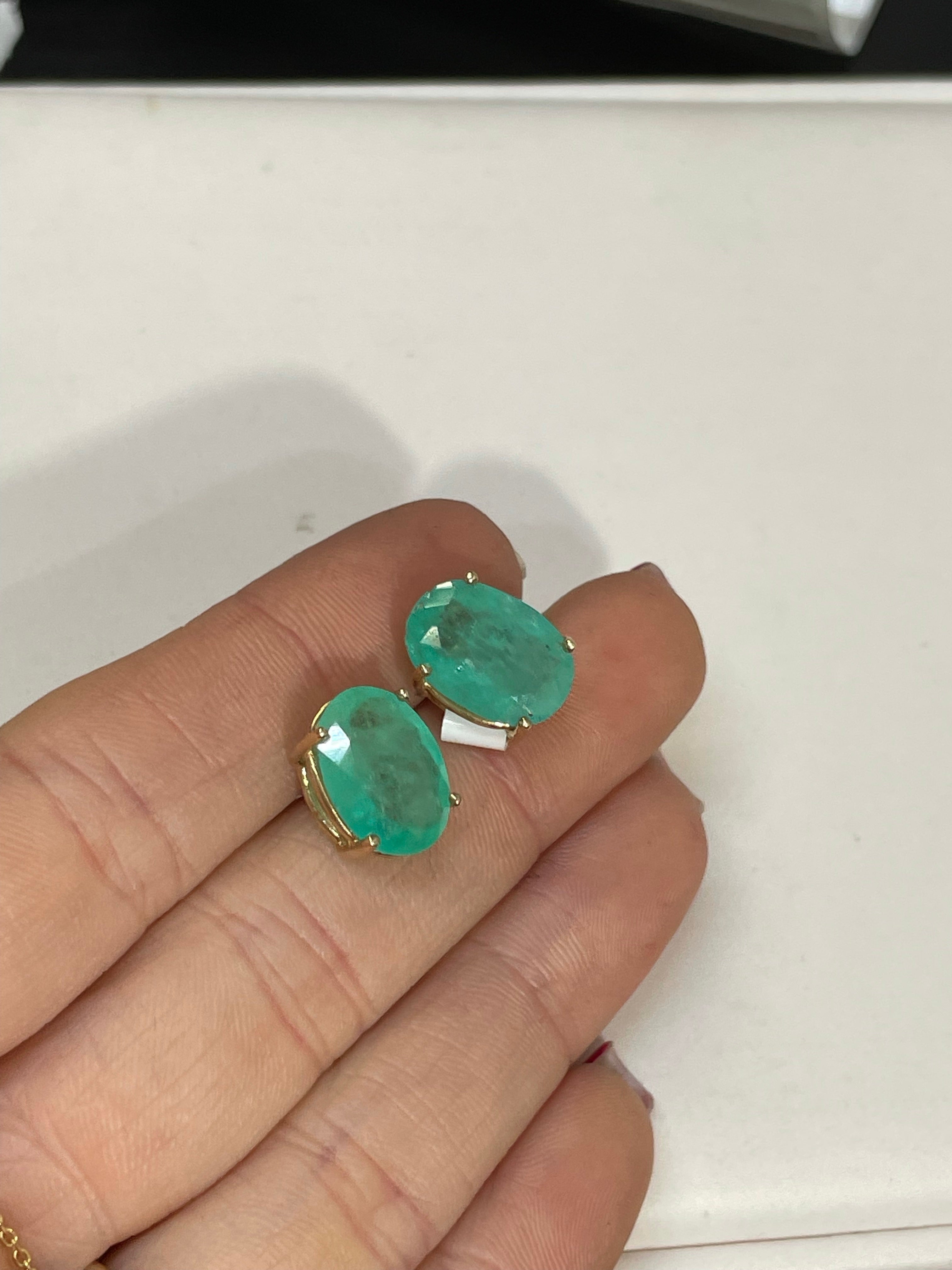 6CT Colombian Emerald Oval 14K Yellow Gold Stud Earrings