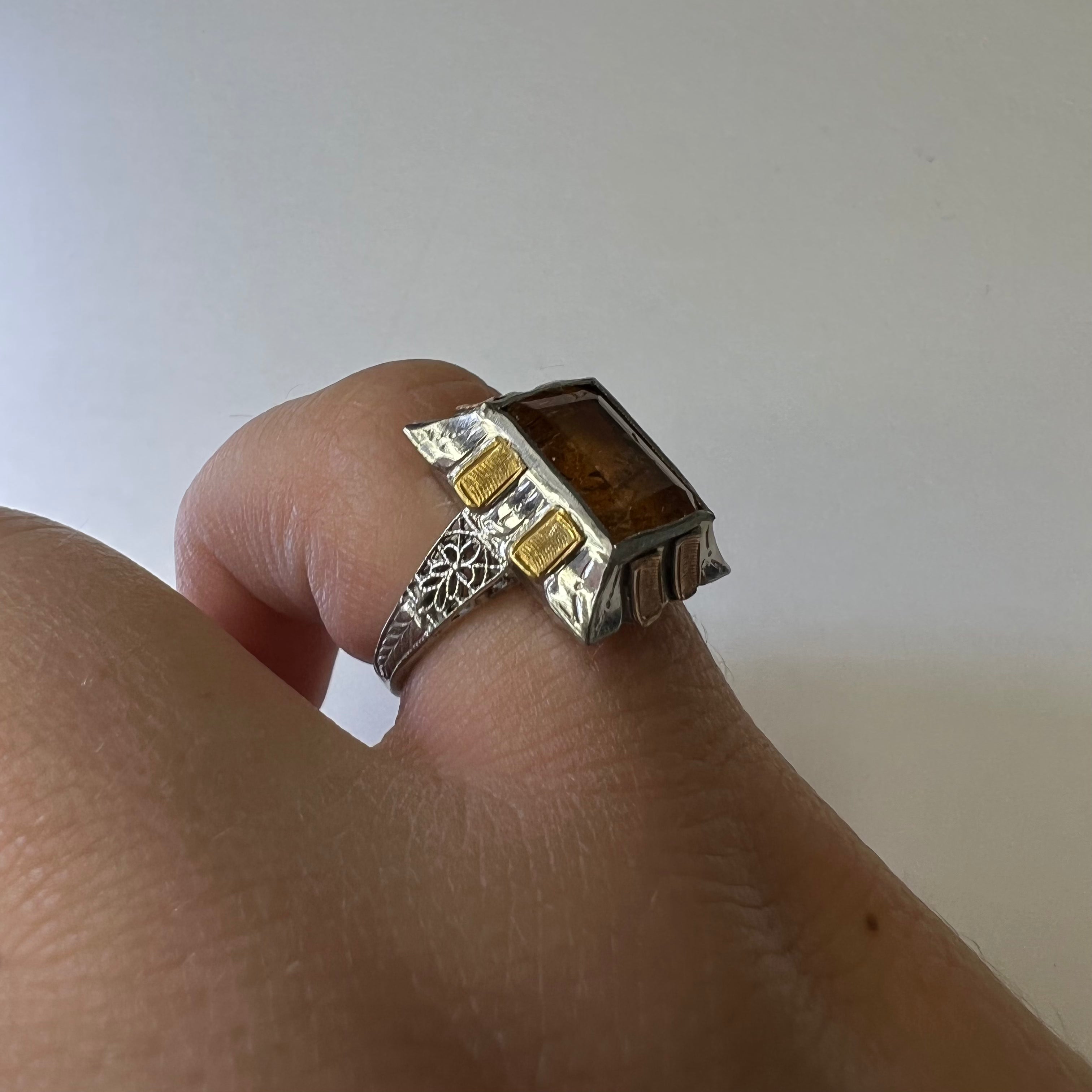 Art Deco 10K Gold Imperial Topaz Engraved Ring Band Size 4.5