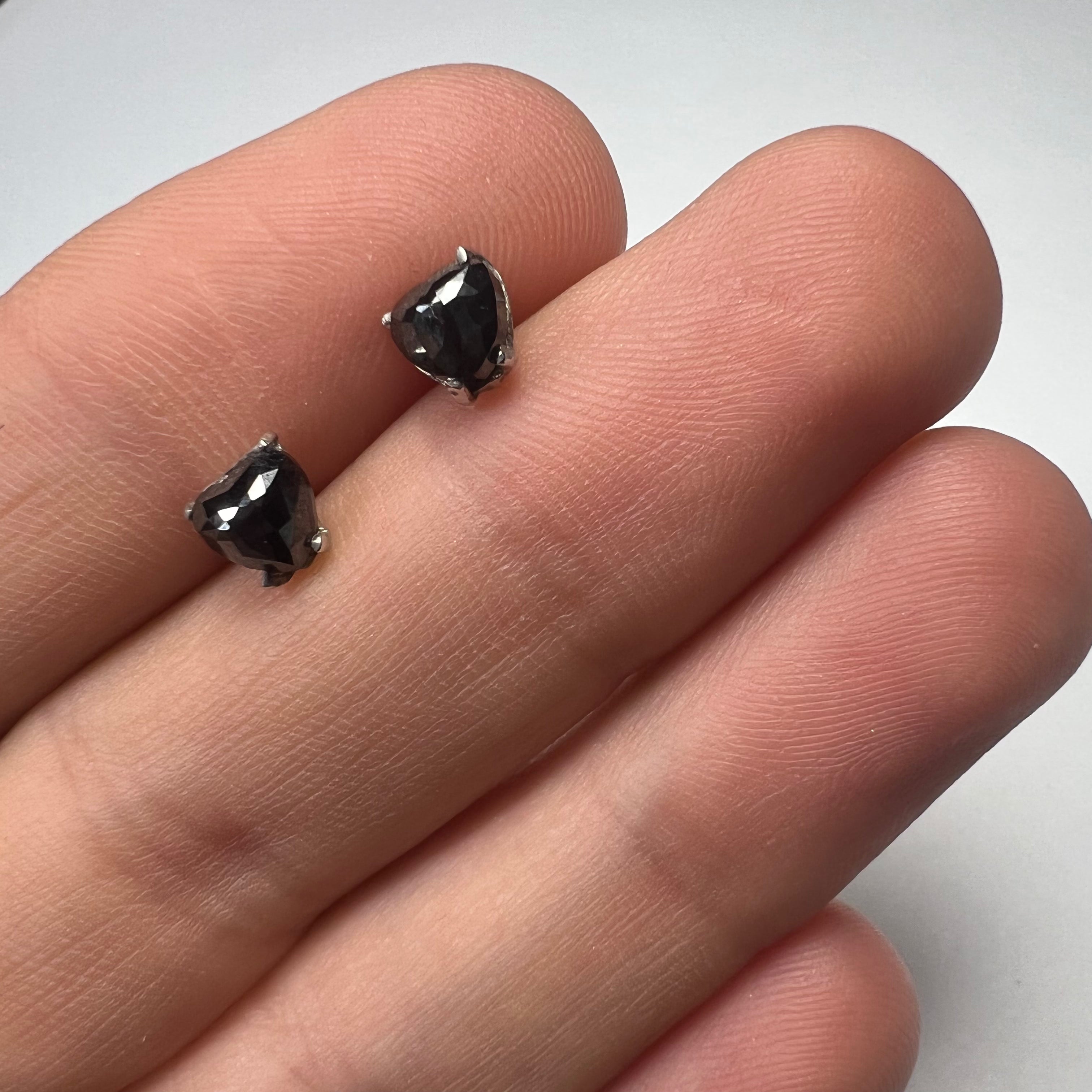 1ctw Rose Cut Black Heart Diamond 14K White Gold Earring Studs