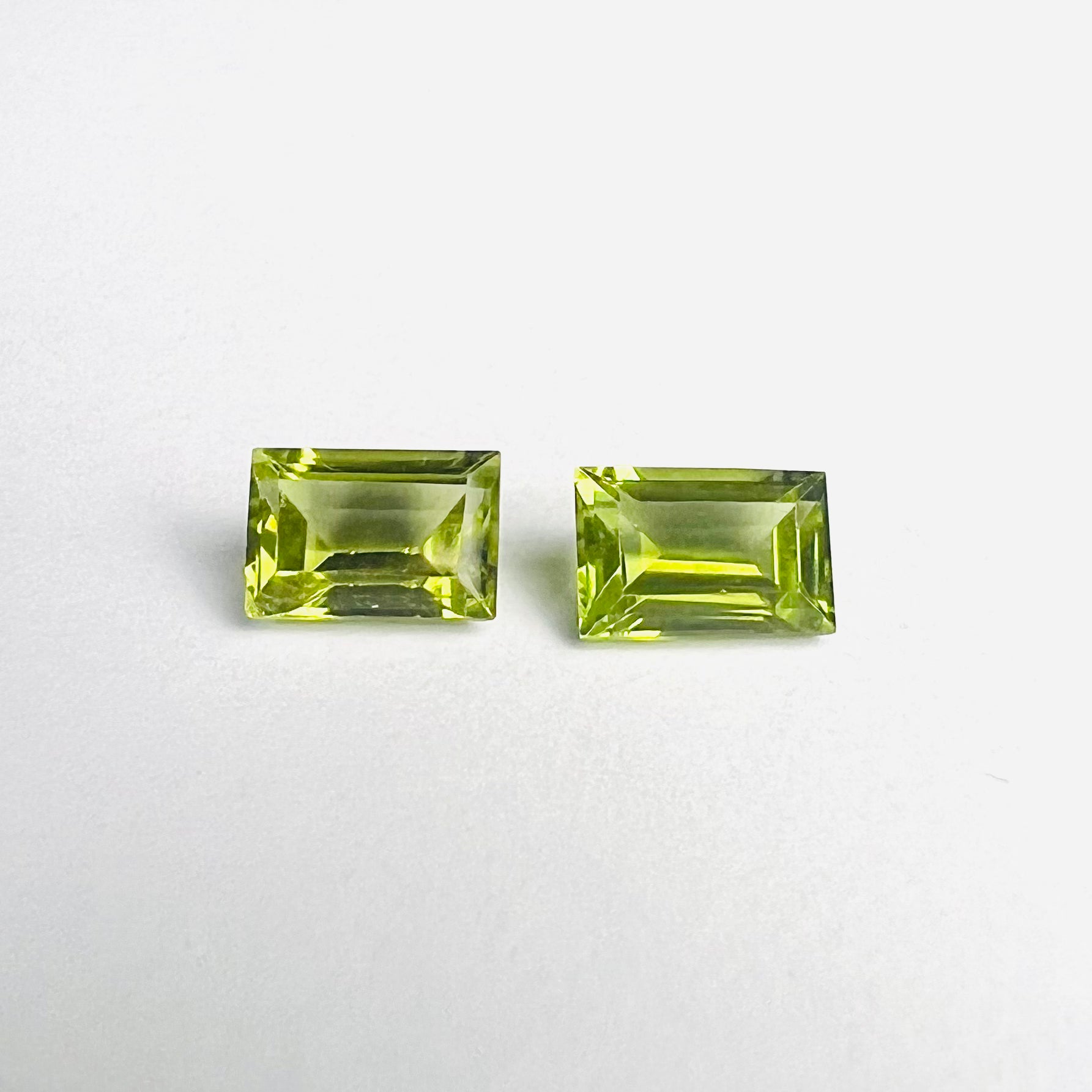 1.50CTW Pair of Loose Natural Baguette Cut Peridot 6.18x4.25x2.95mm Earth mined