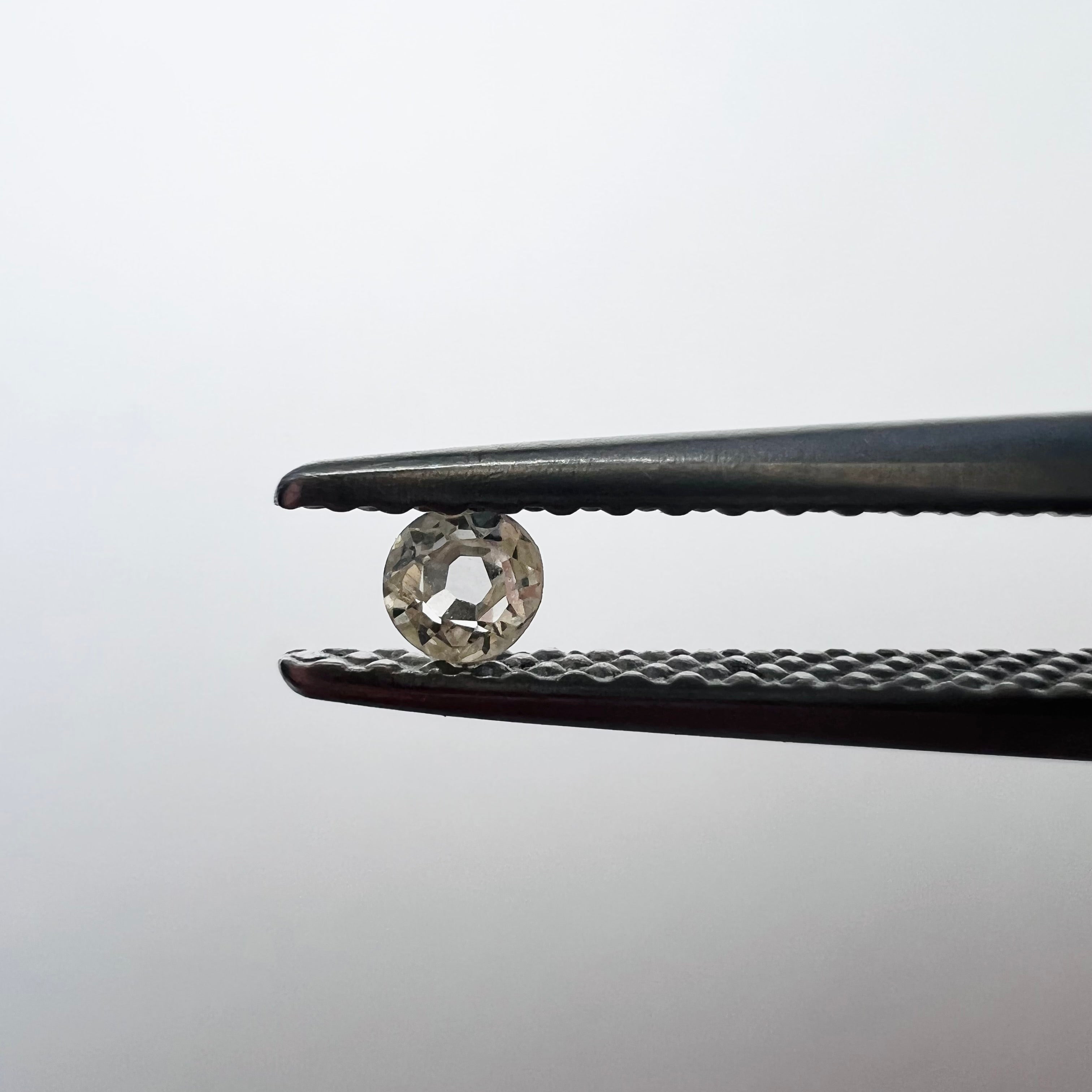 .045CT Old Mine Cut Diamond I VS2 2.47x1.23mm Natural Earth mined