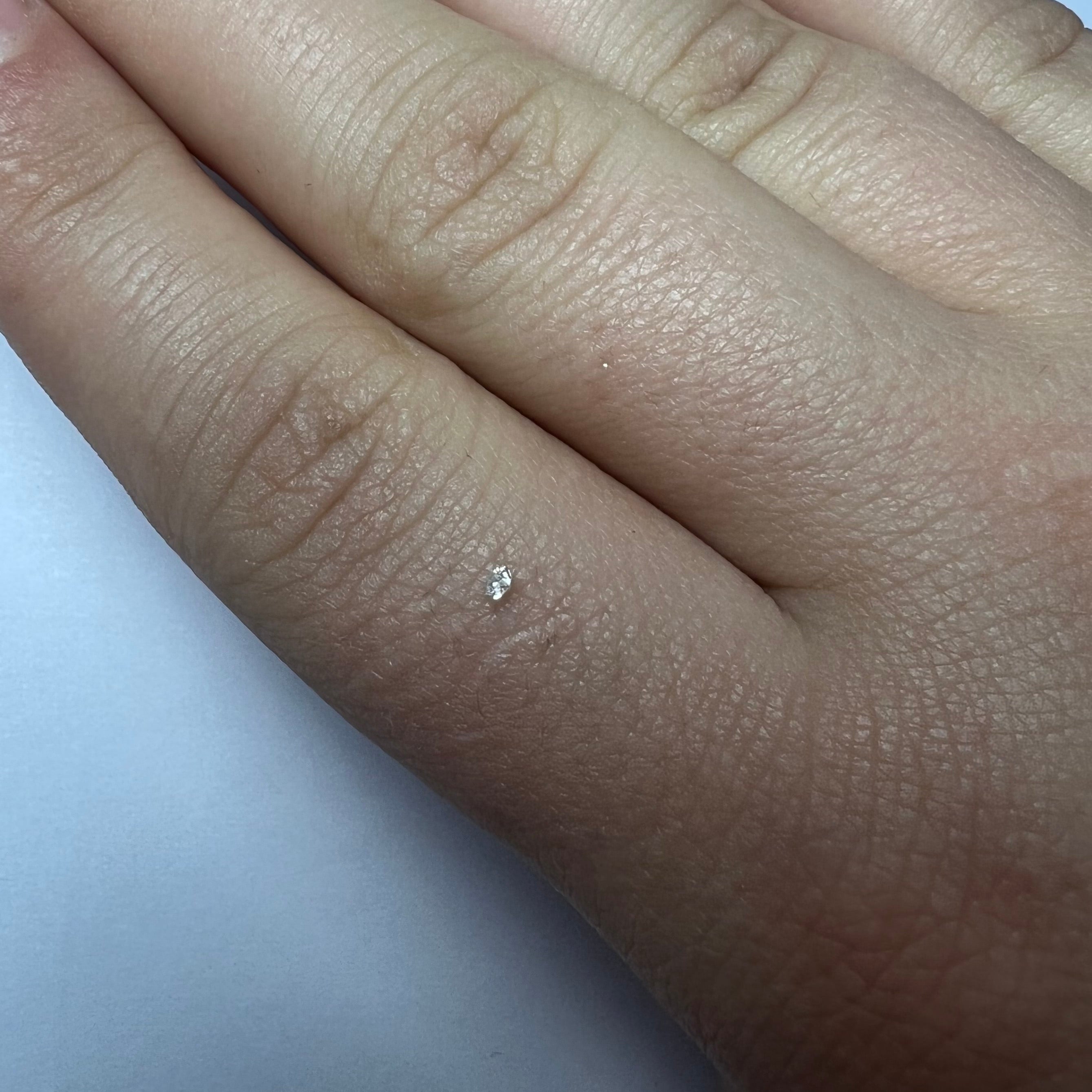 .020CT Old Mine Cut Diamond F VS1 1.75x1.28mm Natural Earth mined