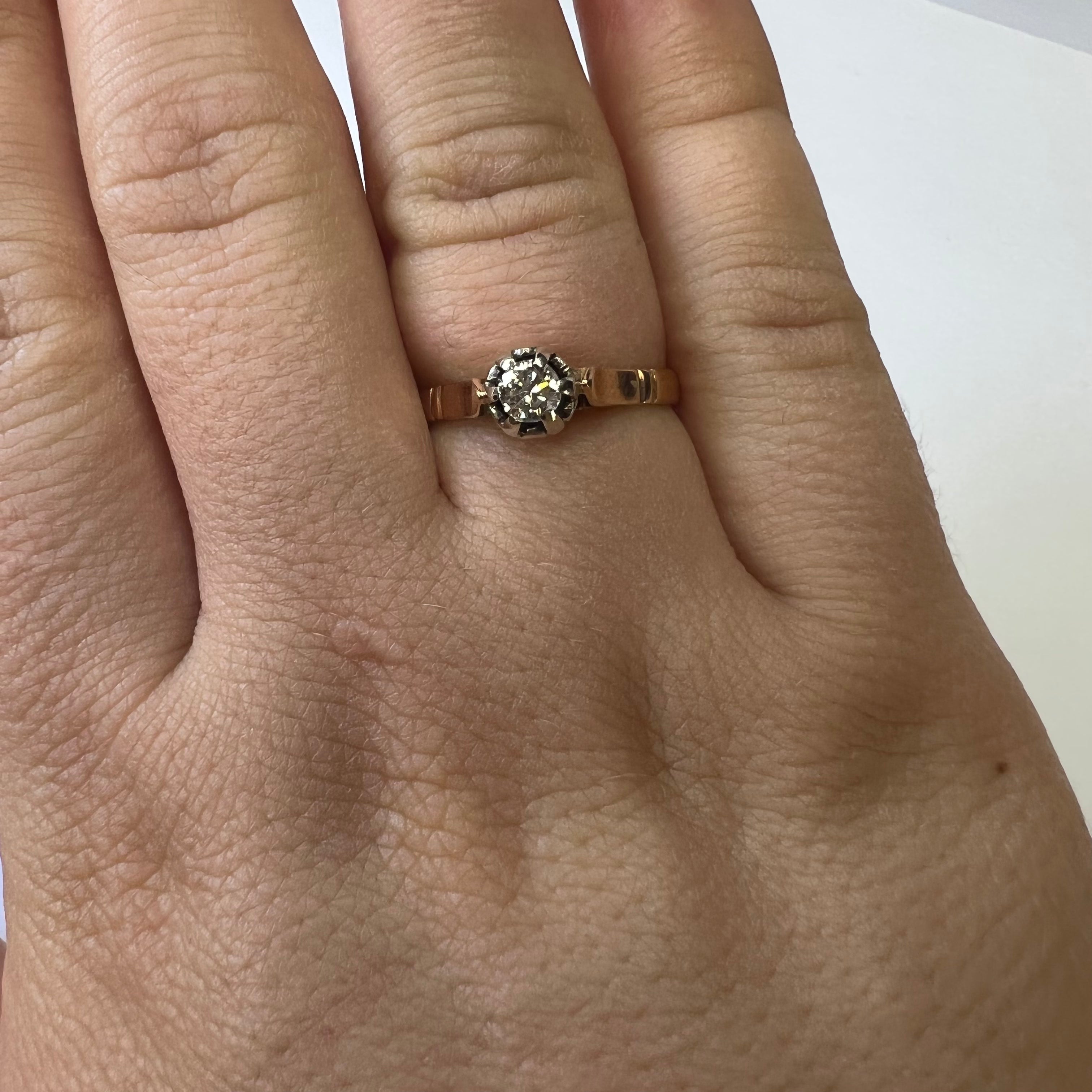 Antique 14K Yellow Gold .24CT Diamond Solitaire Engagement Ring Size 7.75