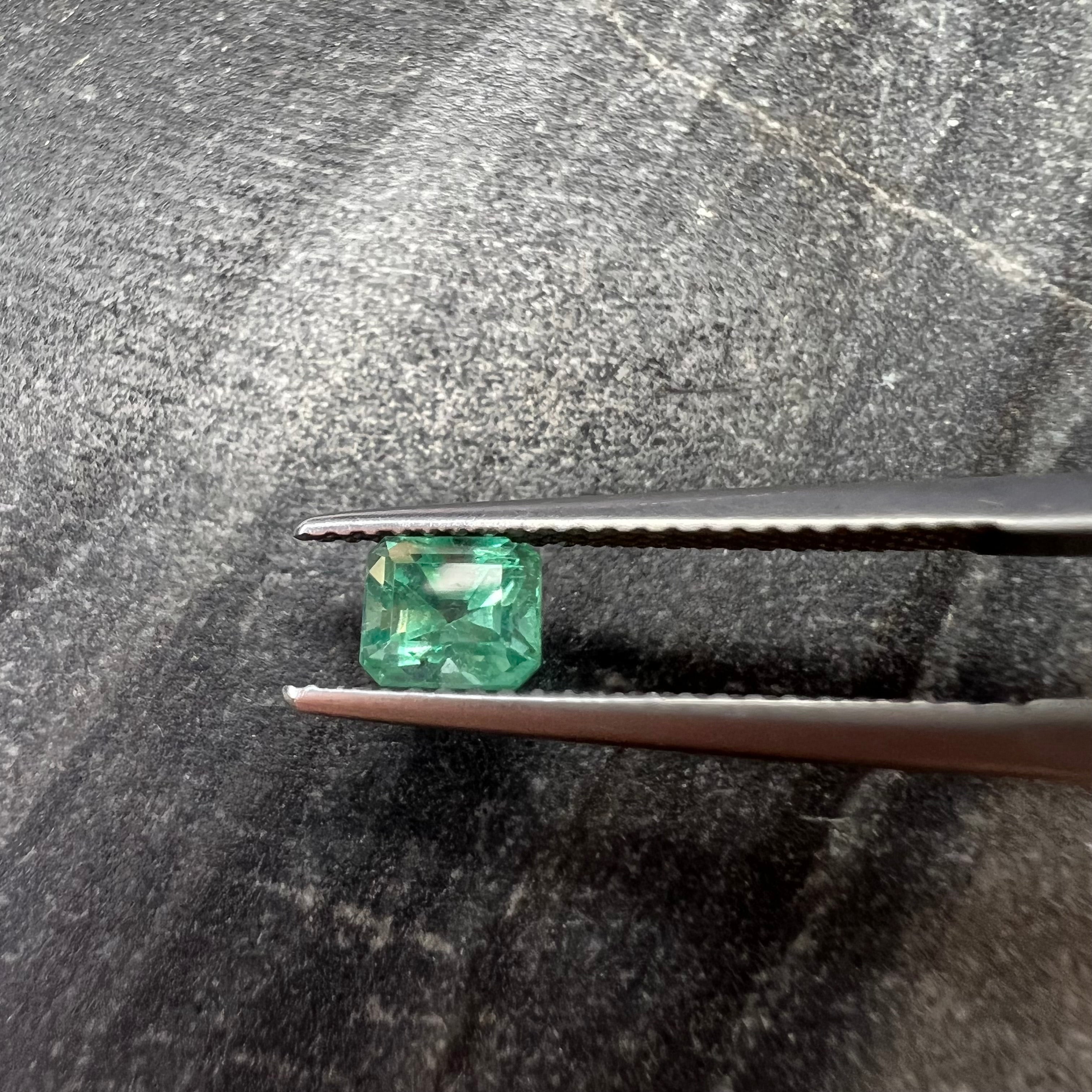 .68CT Loose Colombian Emerald Emerald Cut 5.10x4.35x4.38mm Earth mined Gemstone