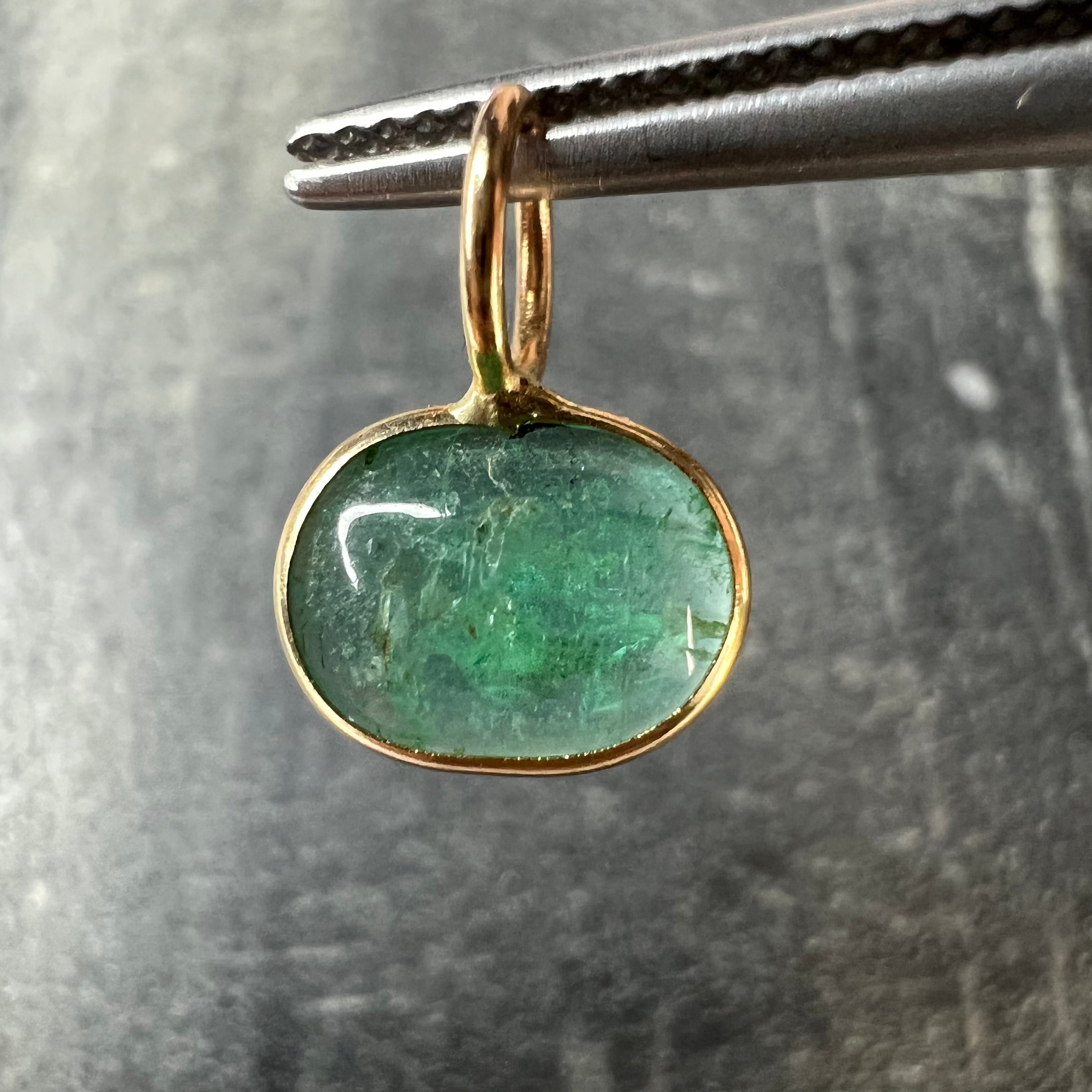 1.25CT Colombian Oval Cabochon Emerald 14K Yellow Gold Pendant Charm 13x9mm