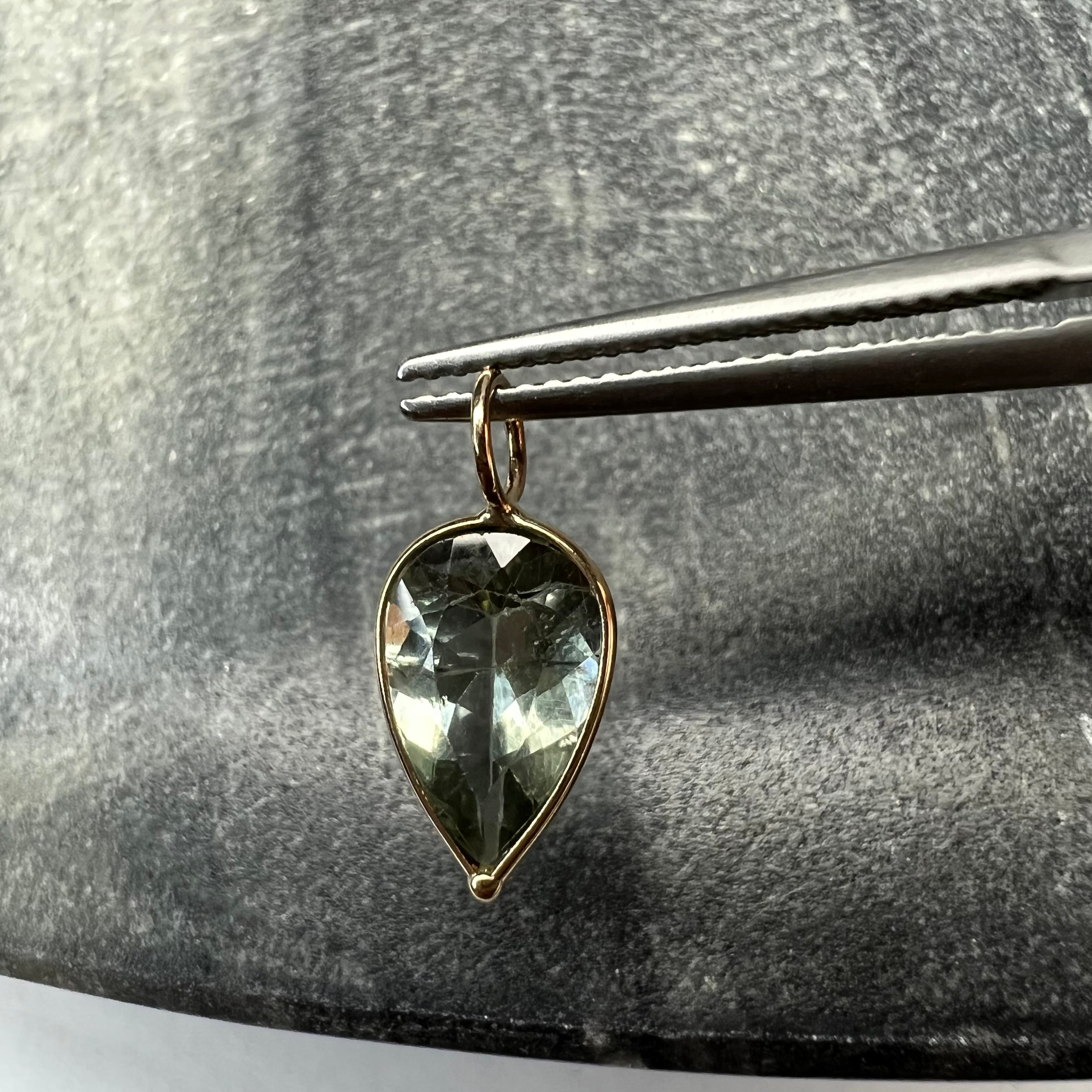 2.0CT Natural Tourmaline 14K Yellow Gold Pendant Charm 16x7mm