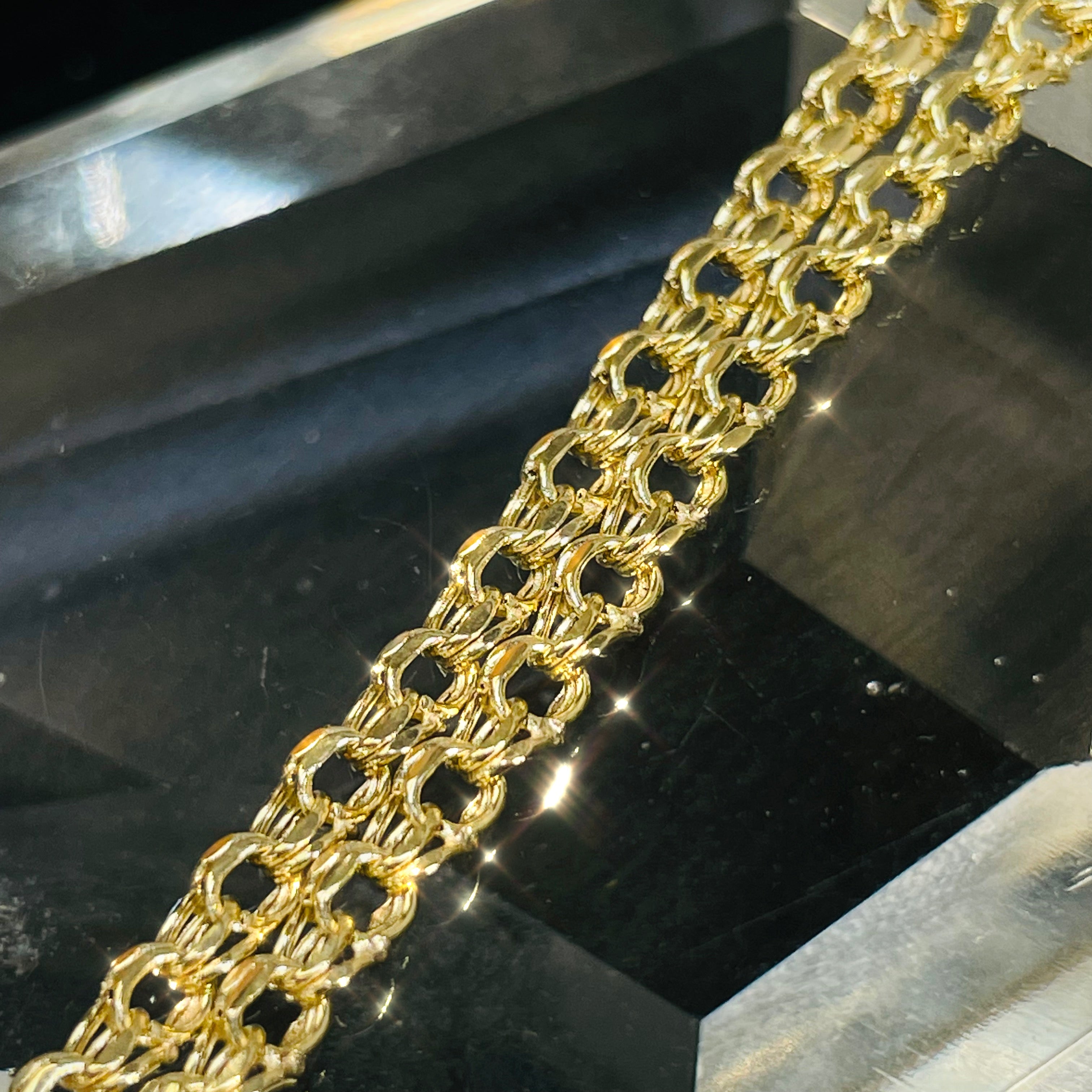 7.25” 3.3mm 14K Yellow Gold Double Link Charm Bracelet