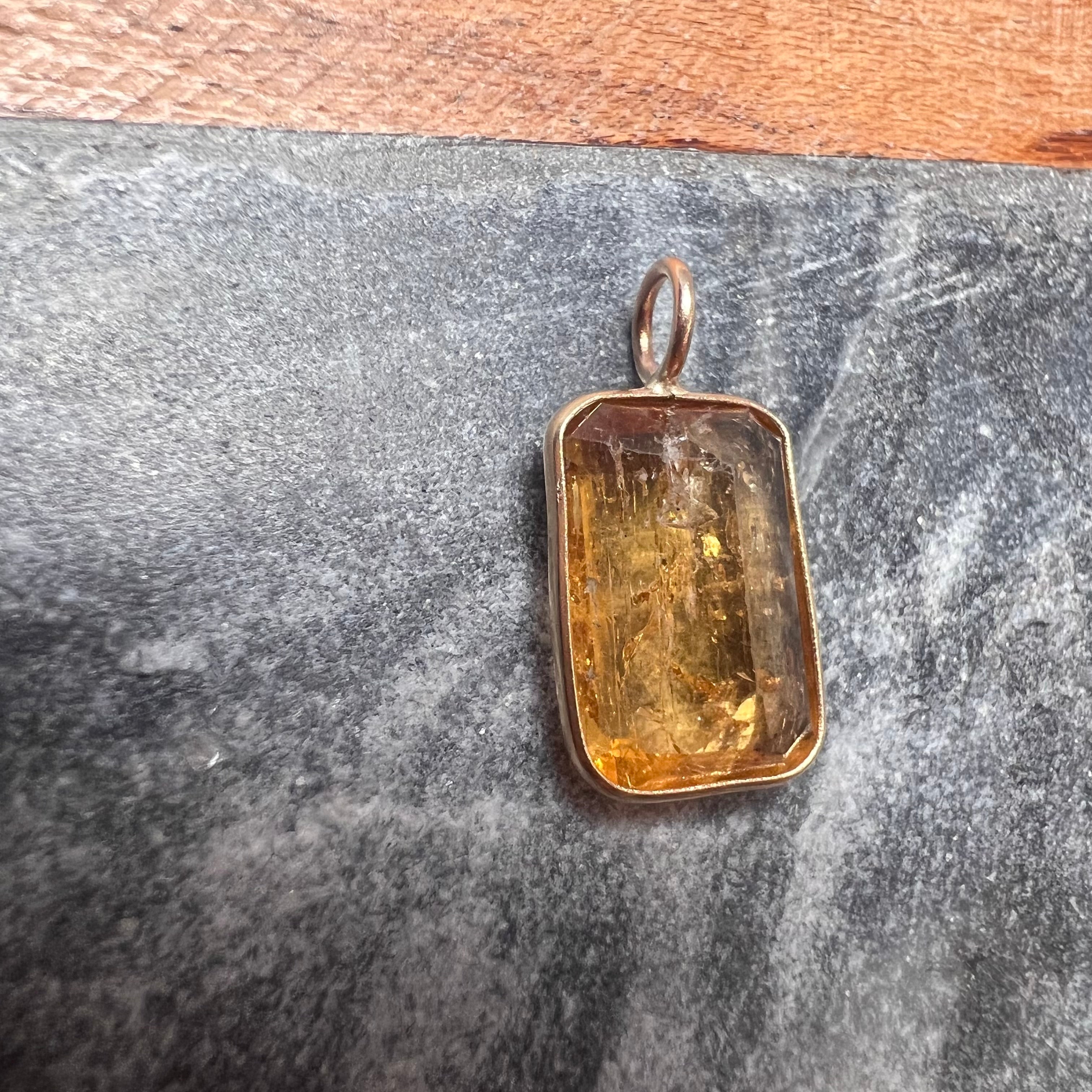 7.29CT Natural Topaz 14K Yellow Gold Charm Pendant 19x9mm