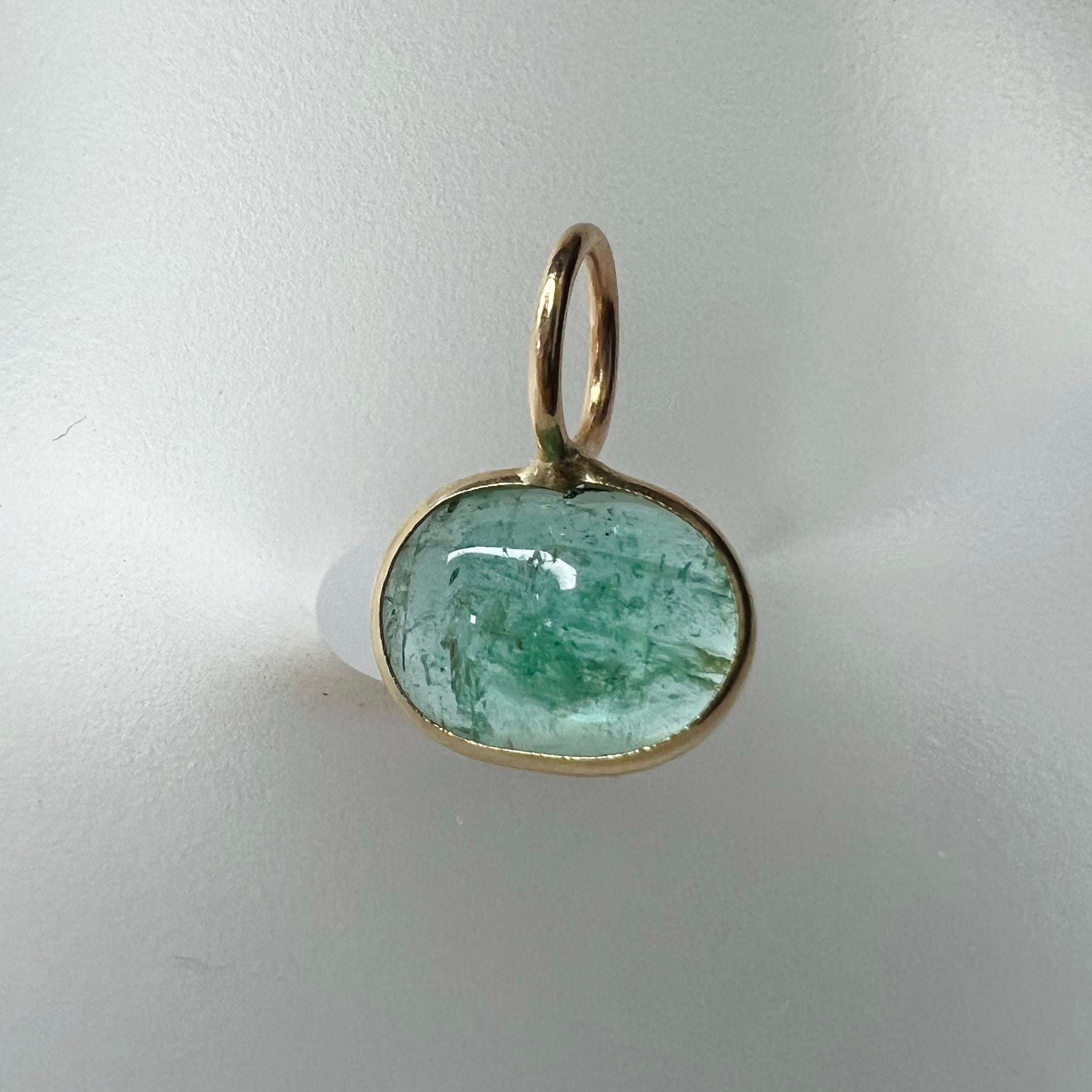 1.25CT Colombian Oval Cabochon Emerald 14K Yellow Gold Pendant Charm 13x9mm