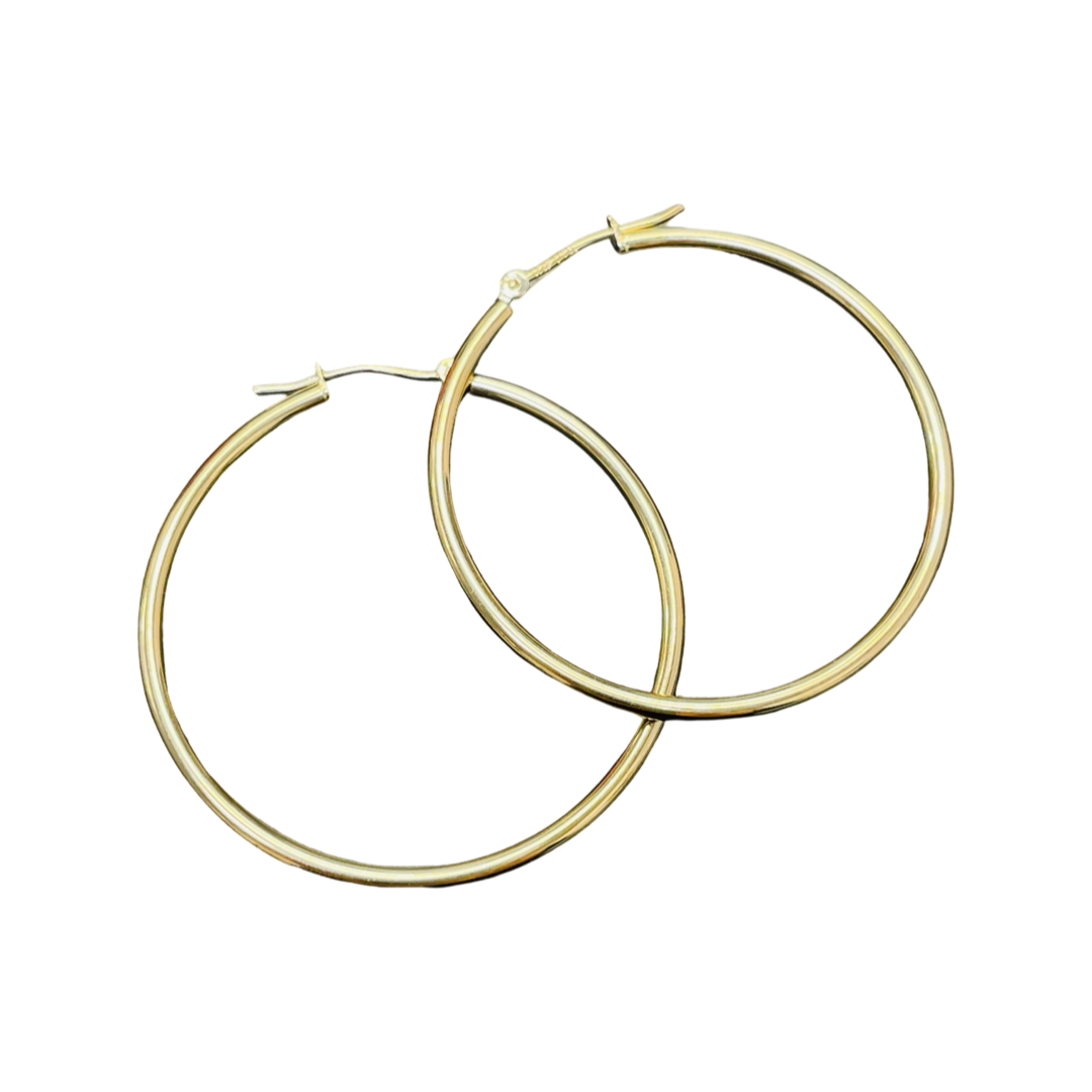 Beautiful New 14K Solid Yellow Gold Hoop Earrings 1.5” 2mm