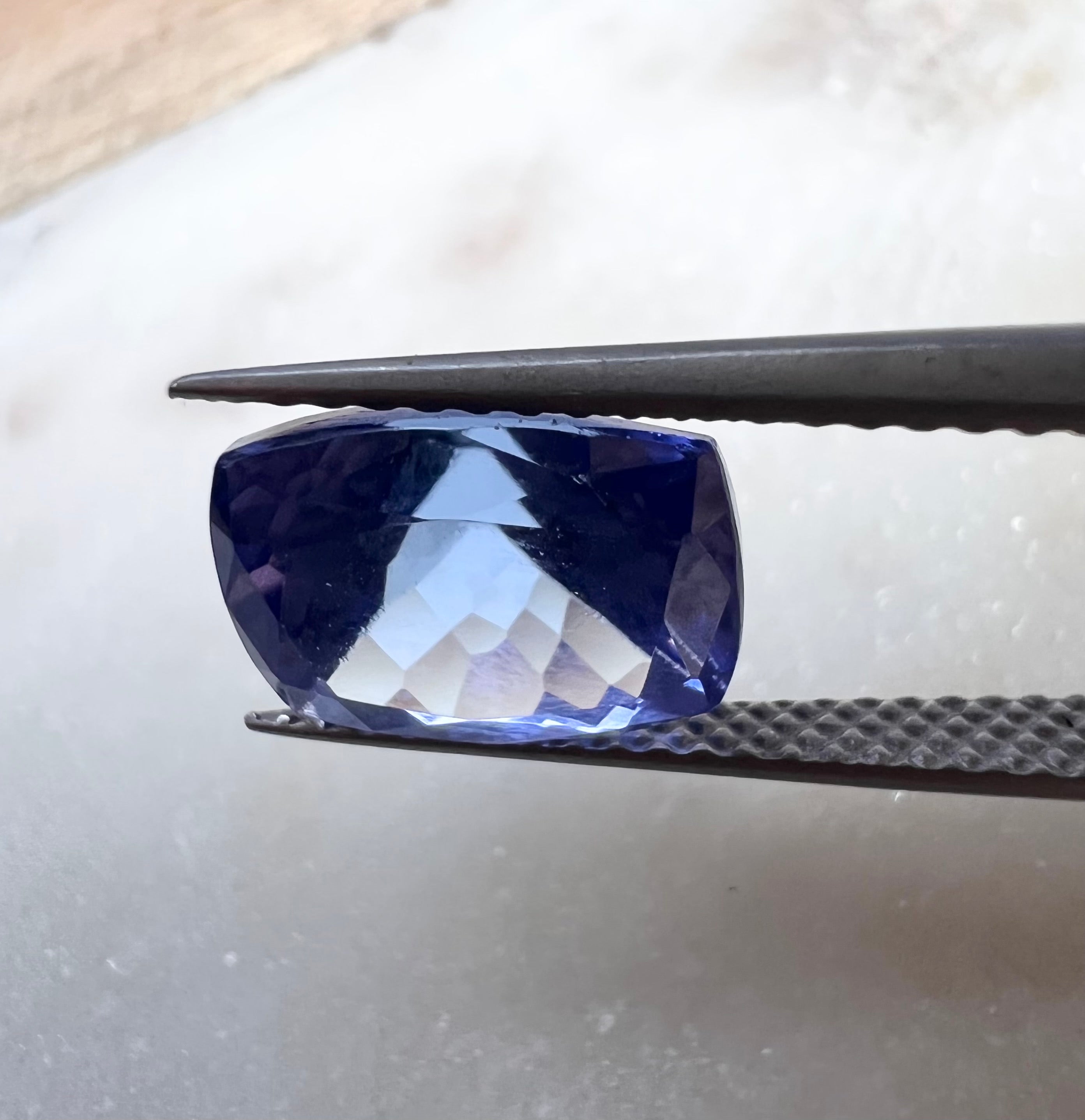 3.78CTW Loose Natural Brilliant Cut Tanzanite 9.71x7.43mm Earth mined Gemstone