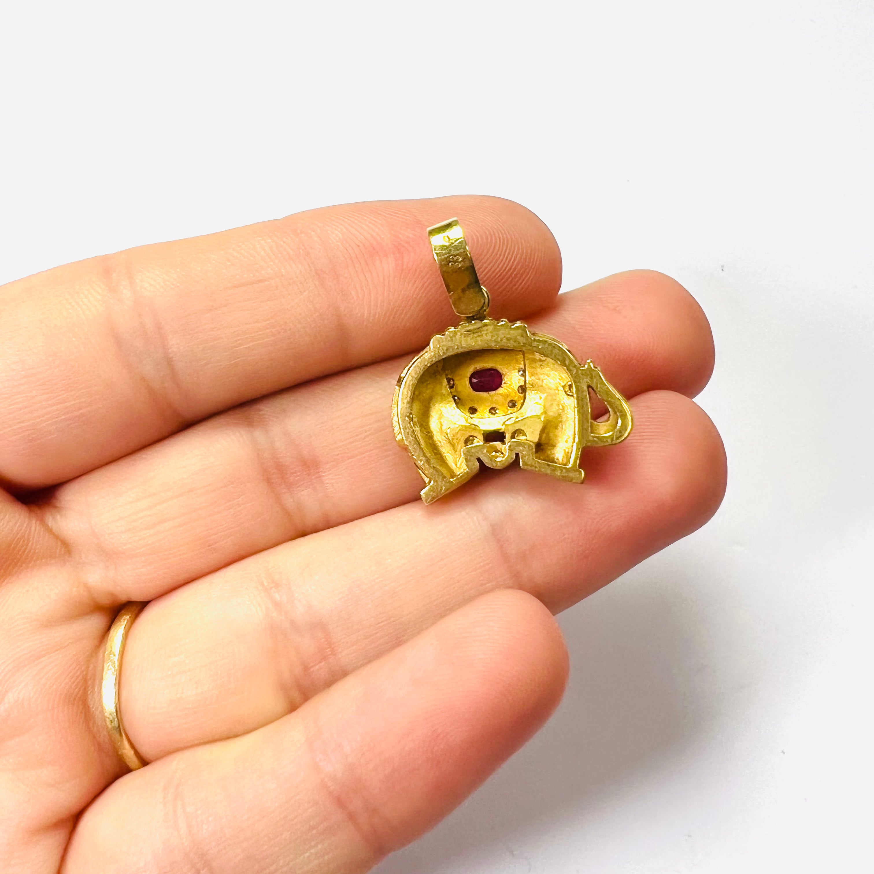 Antique Solid 18K Gold Yellow Gold And Ruby Elephant Pendant 1.05"