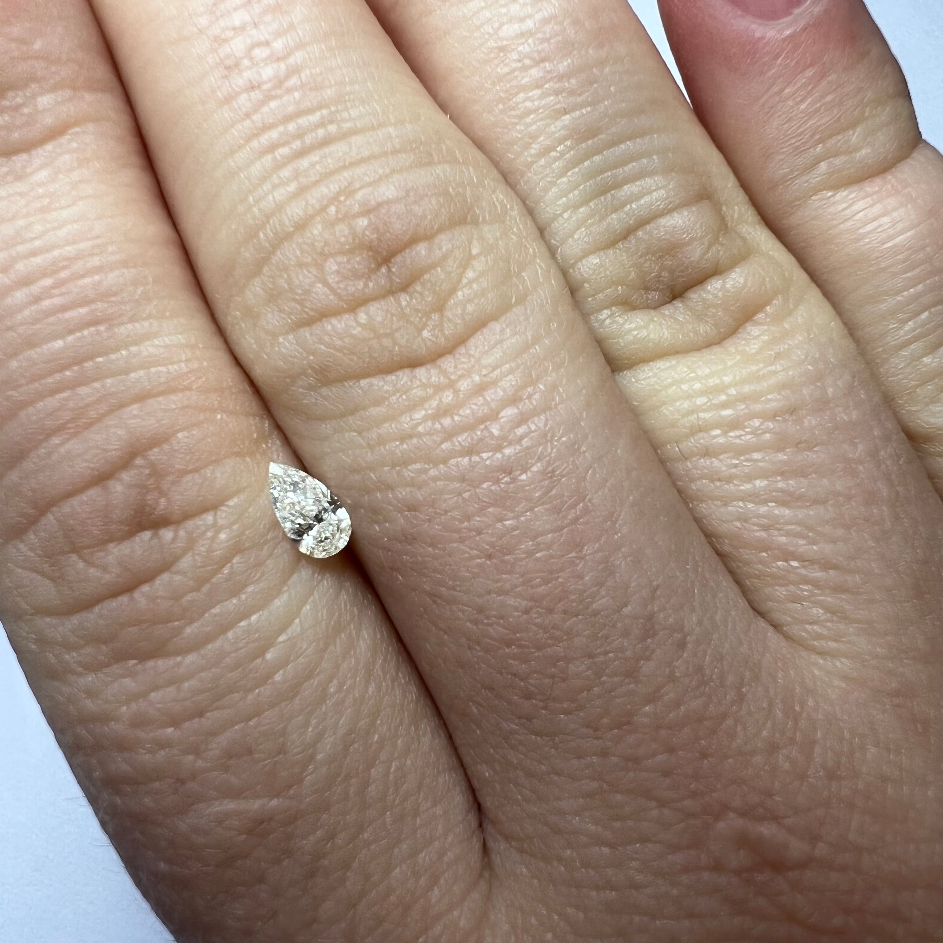 .30CT Pear Shape Diamond K SI2 6.10x3.47x2.20mm Natural Earth mined