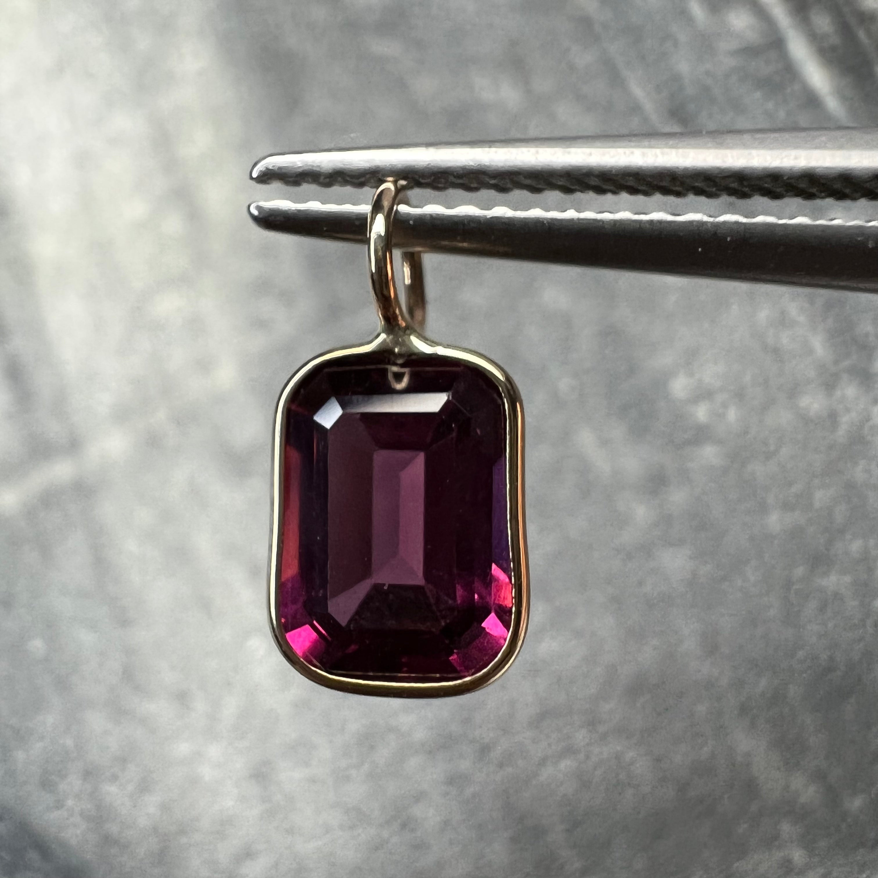2.0CT Natural Designed Agate 14K Yellow Gold Pendant Charm 13x6mm