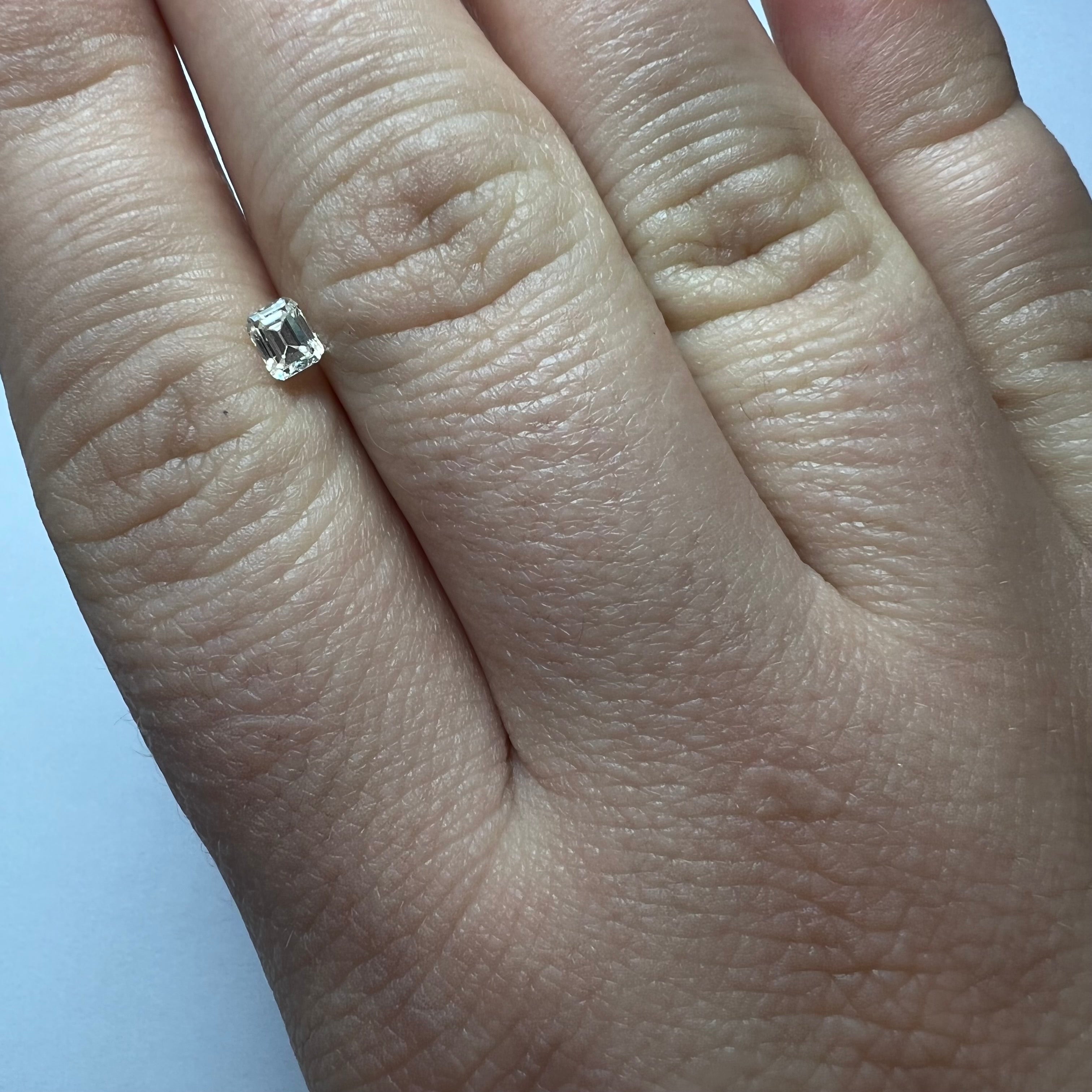 .265CT Emerald Cut Diamond L VS2 4.13x3.30x2.11mm Natural Earth mined