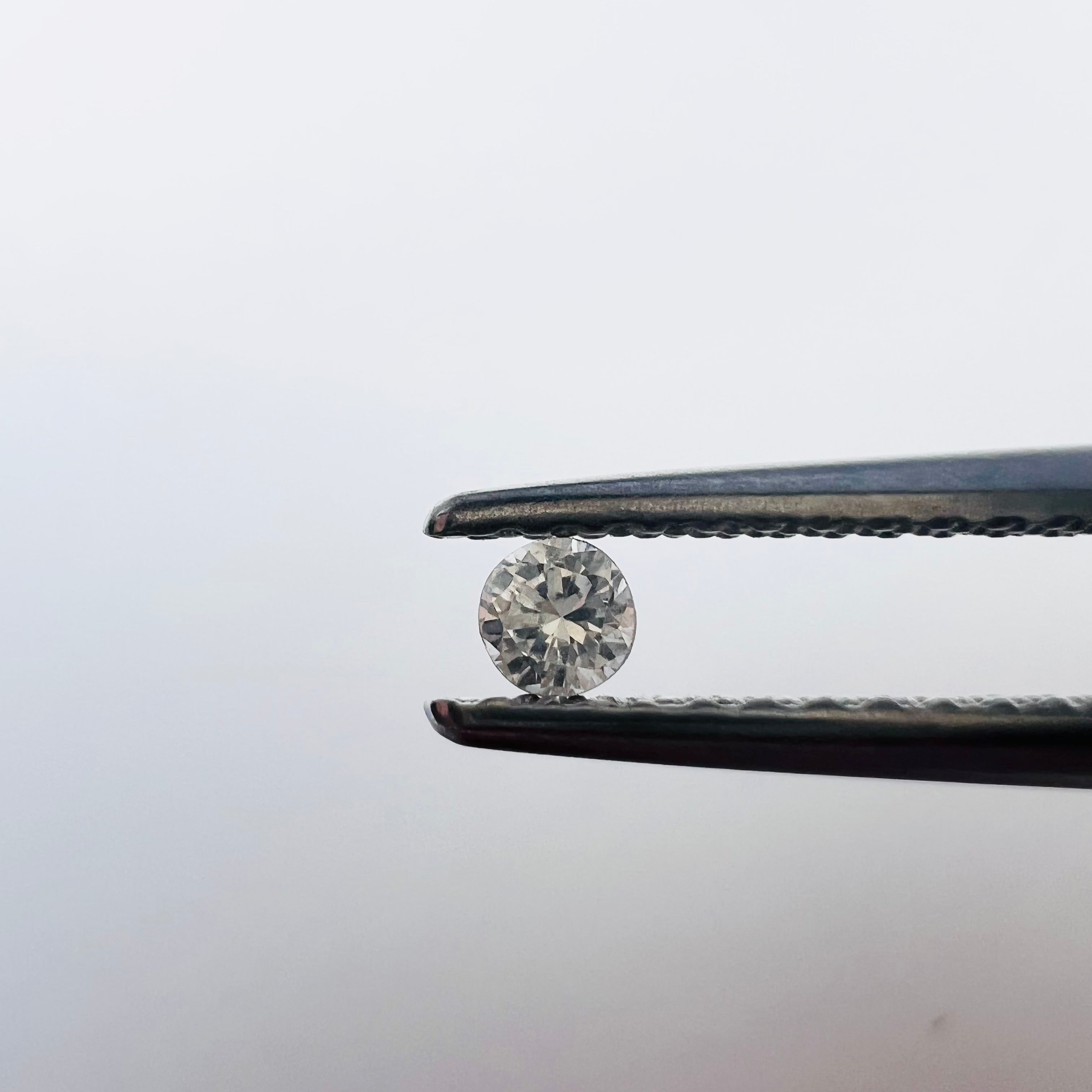 .055CT Old Mine Cut Diamond G VS1 2.39X1.51mm Natural Earth mined
