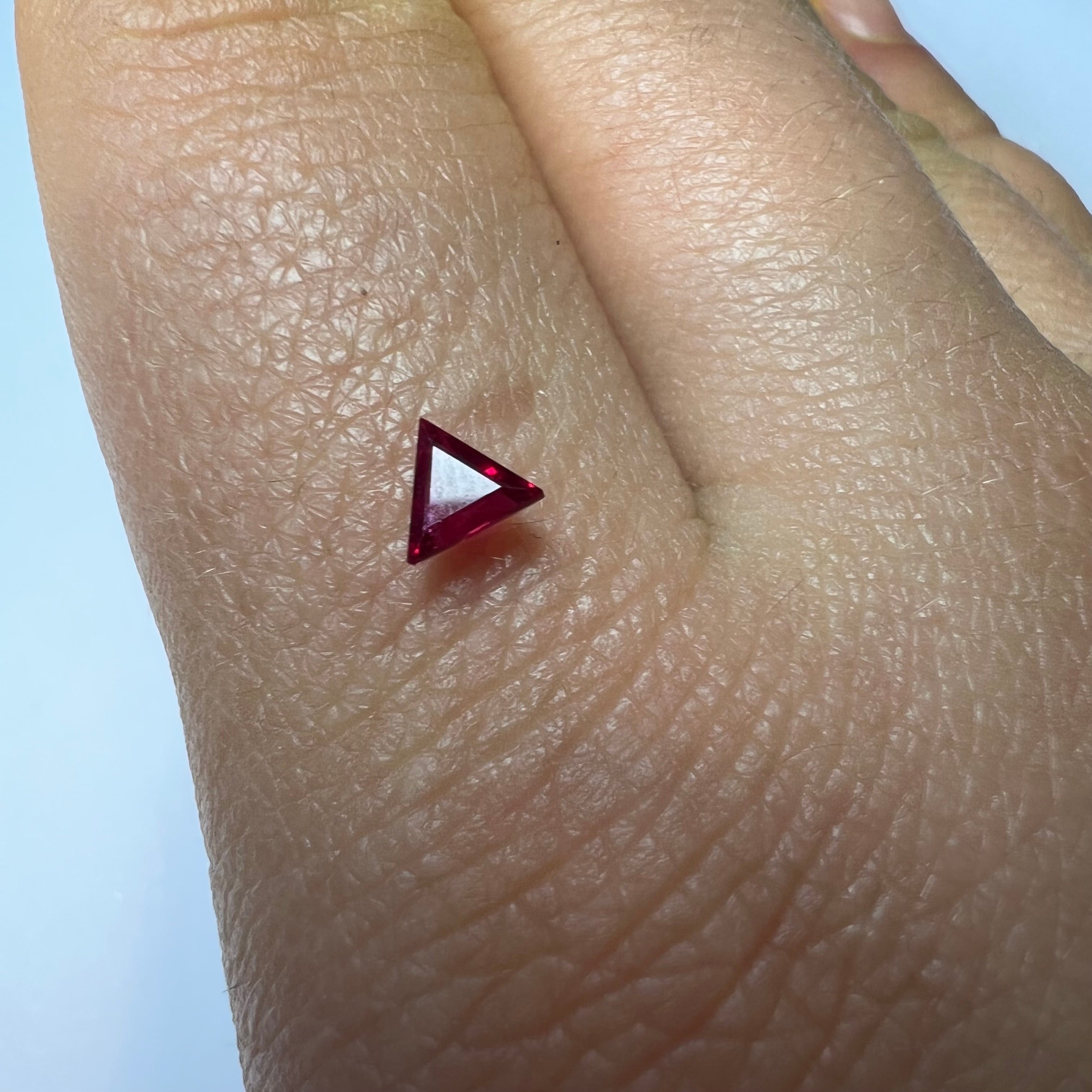 .31CT Loose Trillion Cut Ruby 4.11x4.16x2.12mm Earth mined Gemstone