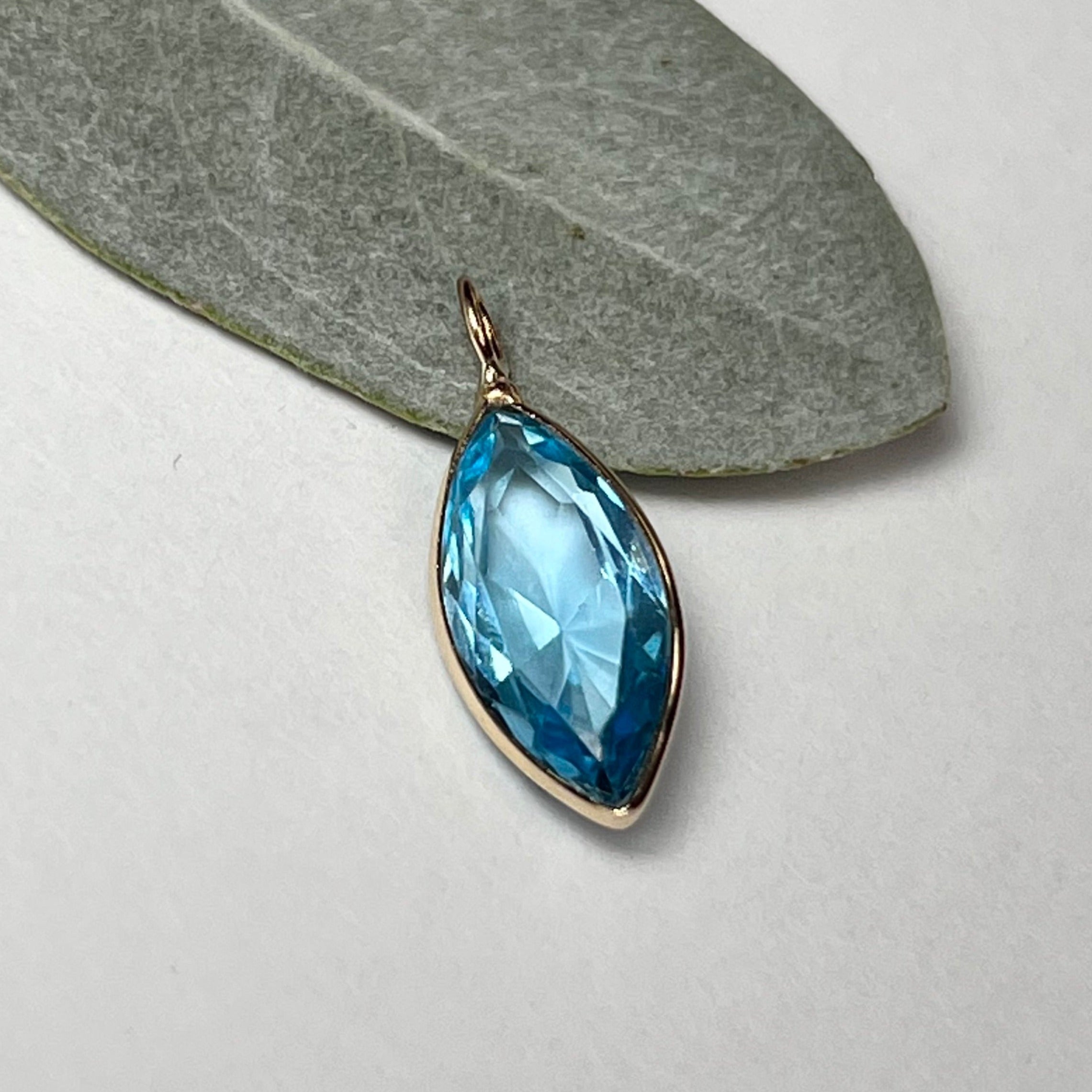 Natural Vibrant Blue Marquise Topaz 14K Yellow Gold Pendant Charm 20x8mm