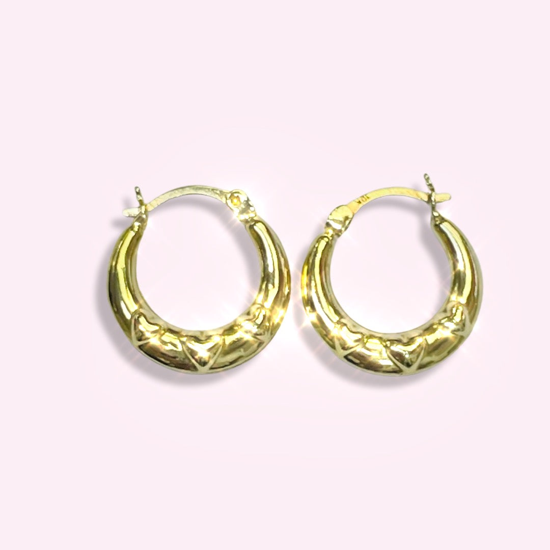 .65” 10K Yellow Gold Tapered Three Heart Pattern Hoop Earrings