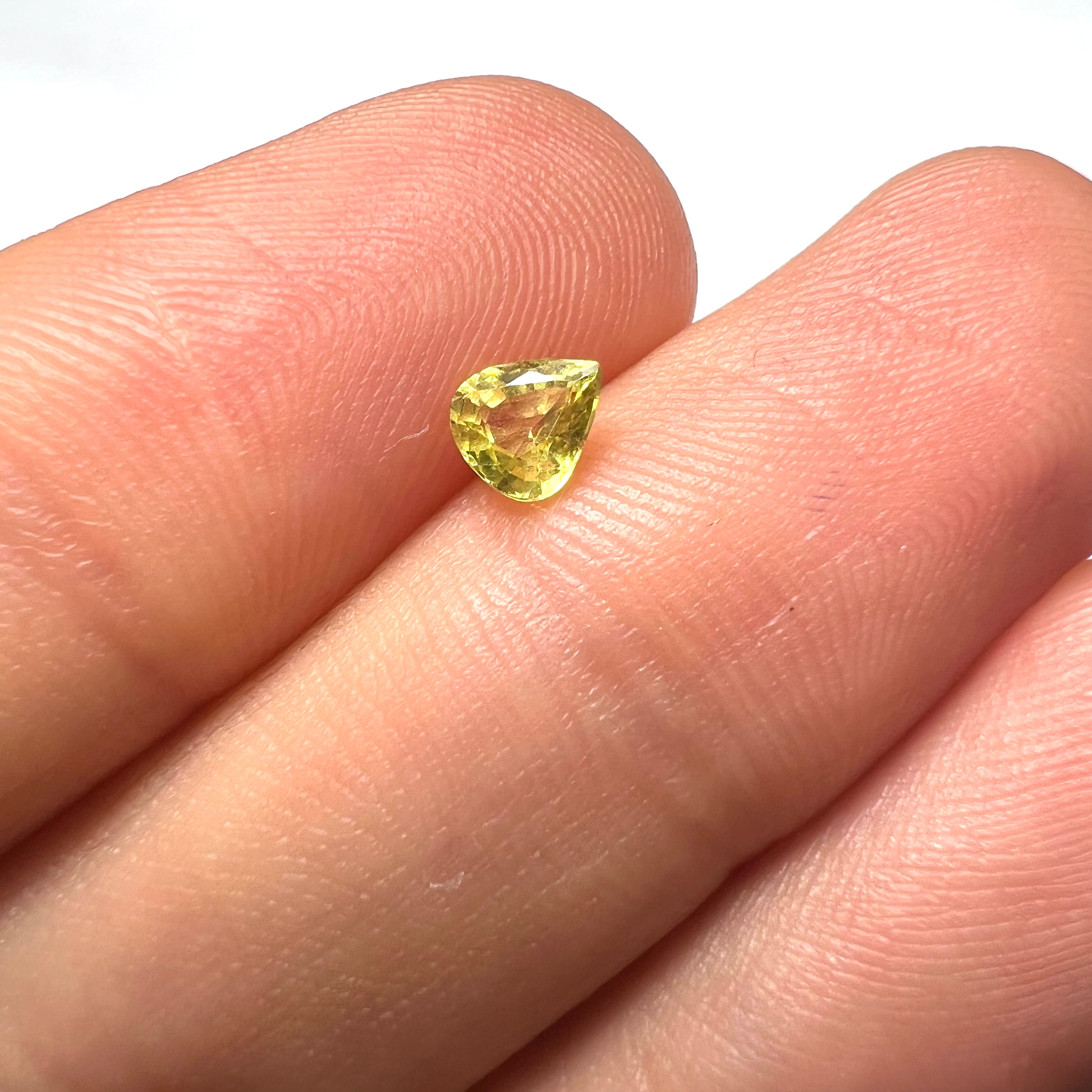 .50CT Loose Pear Yellow Sapphire 6.01x5.03x3.01mm Earth mined Gemstone