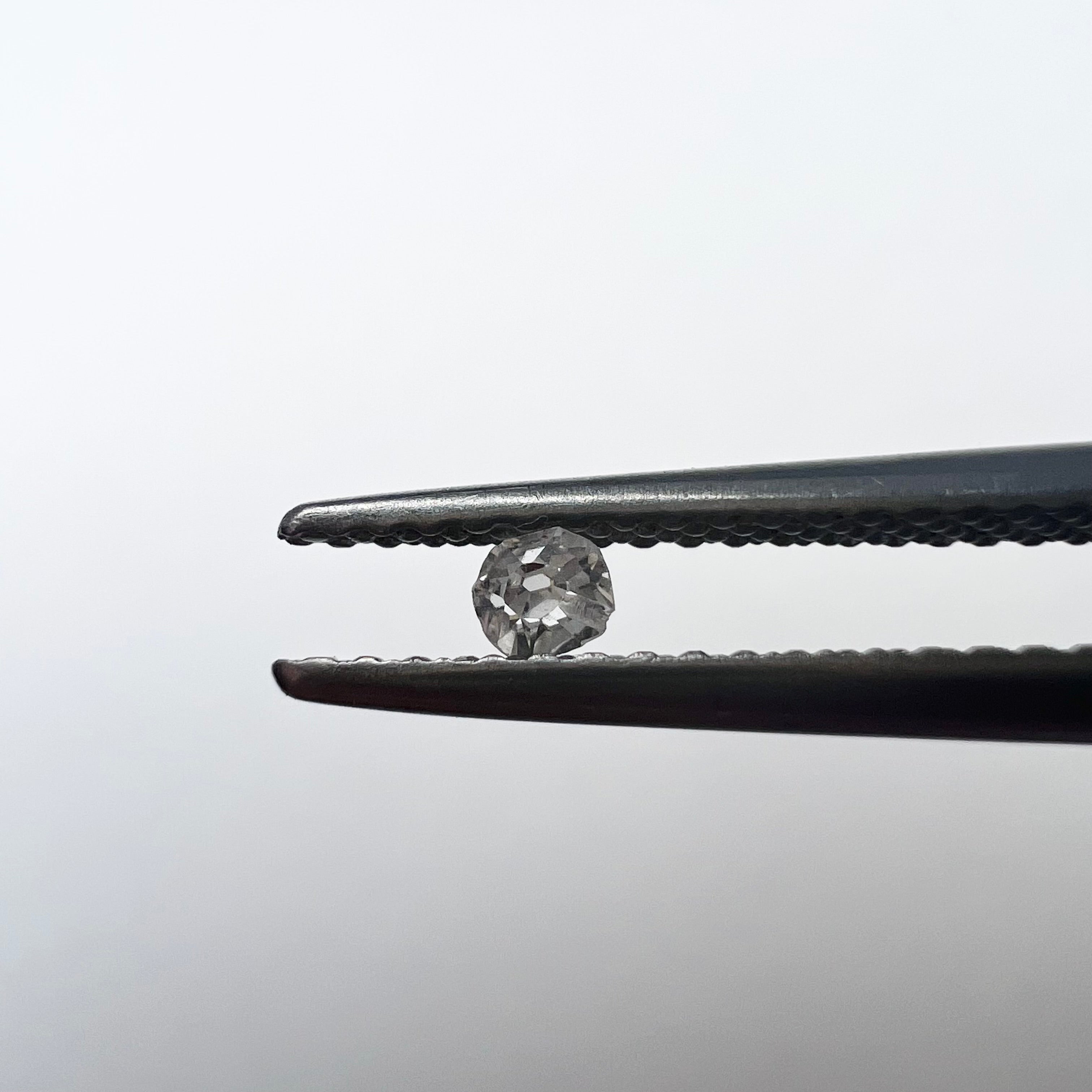 .06CT Oval Diamond I VS2 2.46x2.14x1.70mm Natural Earth mine