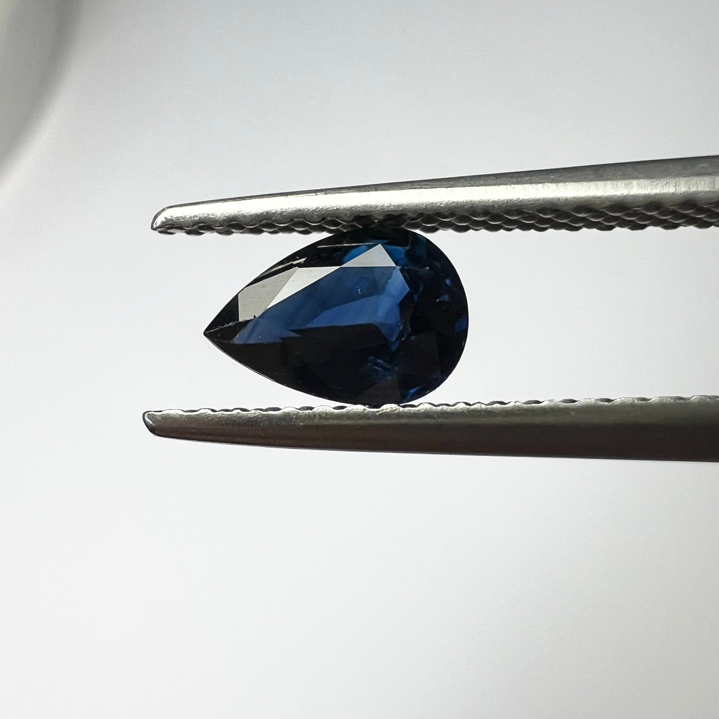 .75CT Loose Natural Pear Sapphire 6.80x4.83x2.85mm Earth mined Gemstone