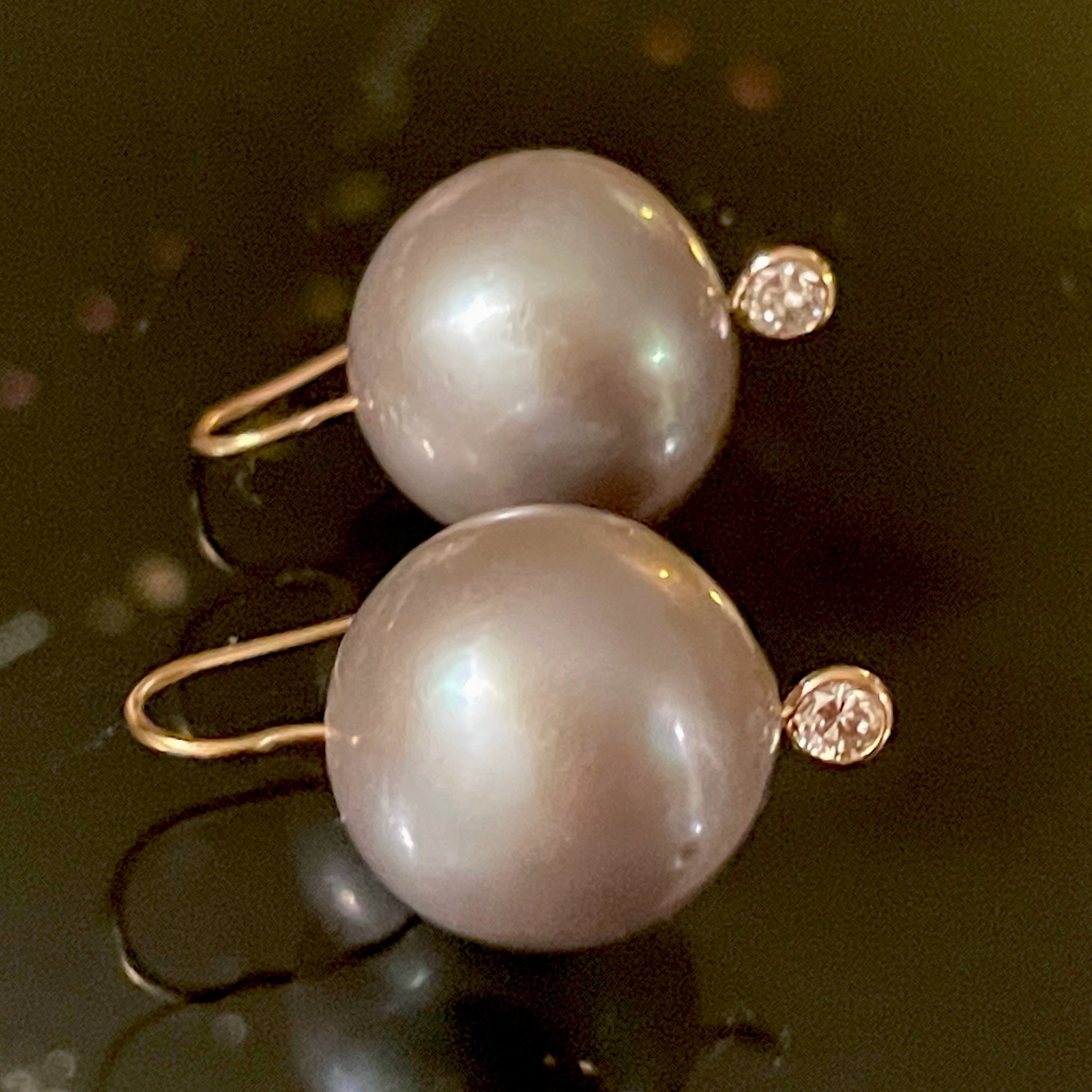 Stunning! 15mm Freshwater Pearl and Diamond 14K Gold Earrings