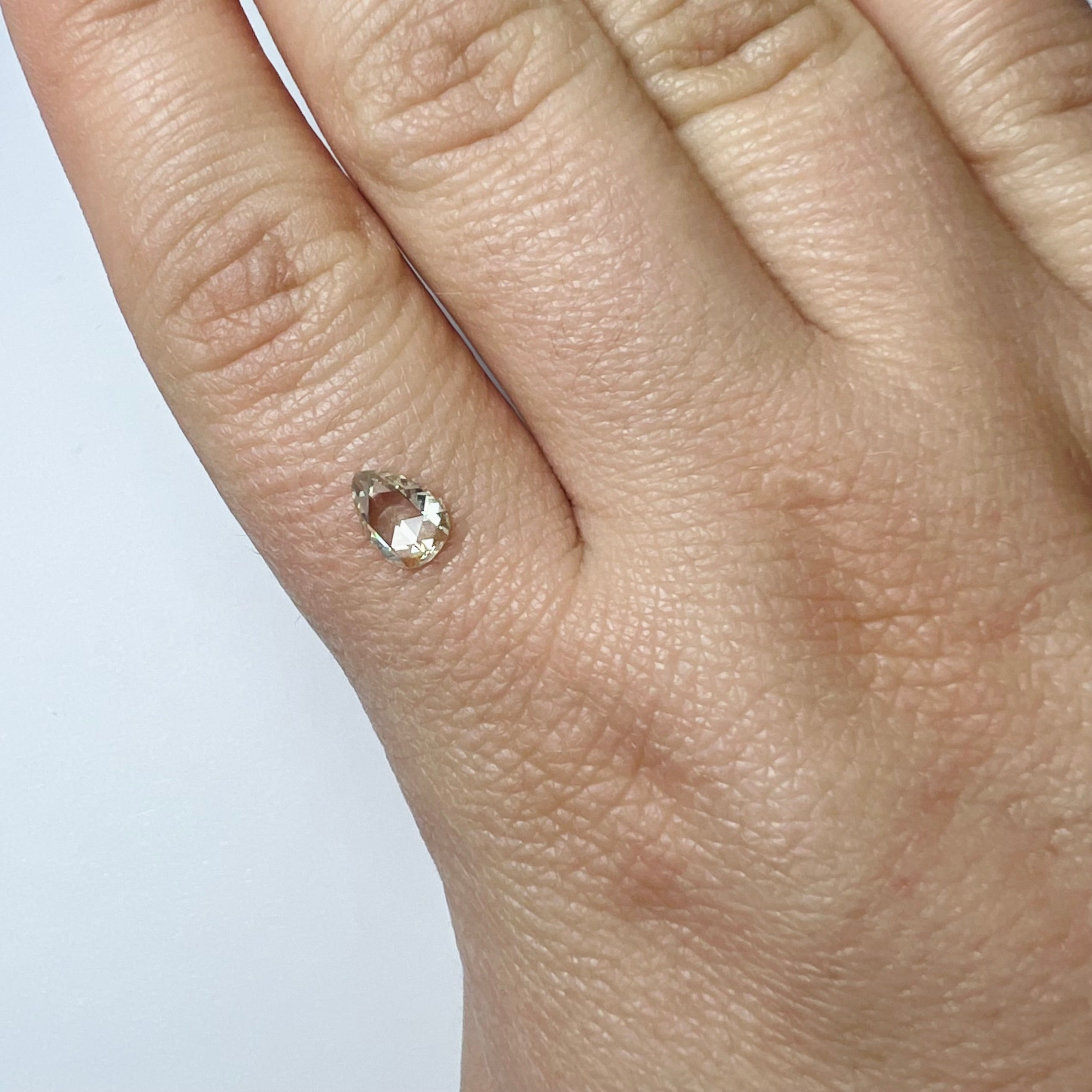 .51CT Rose Cut Pear Diamond Light Yellow VS2 5.77x4.87x2.14mm Natural Earth mined