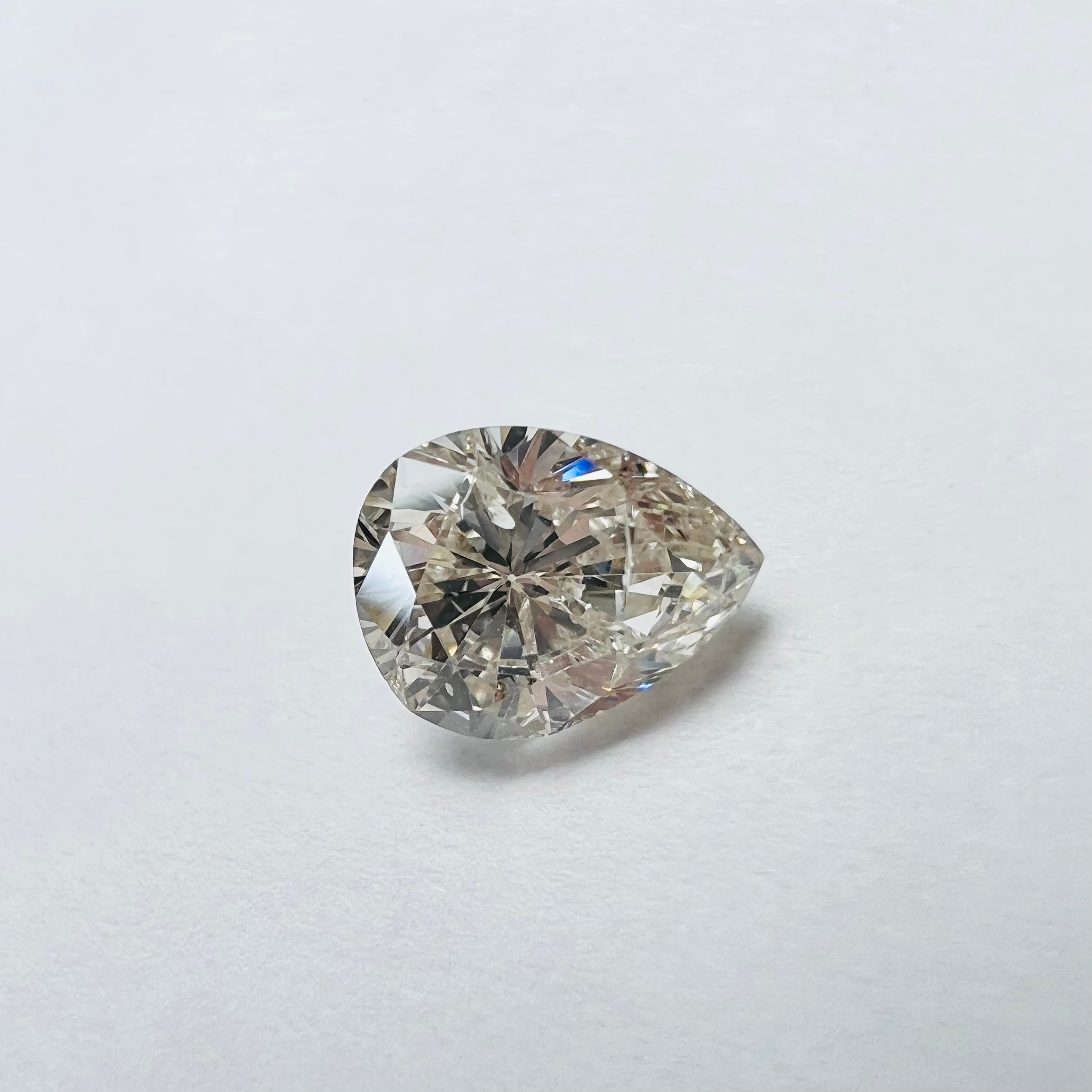 .66CT Pear Brilliant Diamond Light Champagne SI2 Natural Earth mined