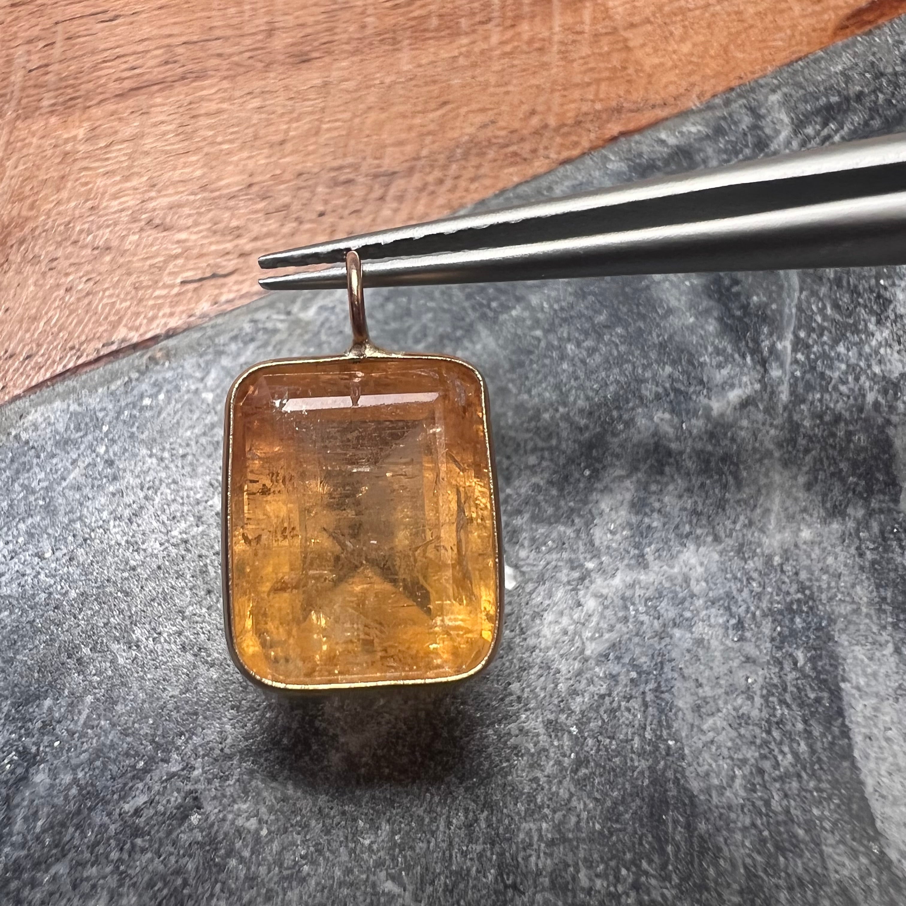 8.74CT Natural Topaz 14K Yellow Gold Charm Pendant 18x11mm