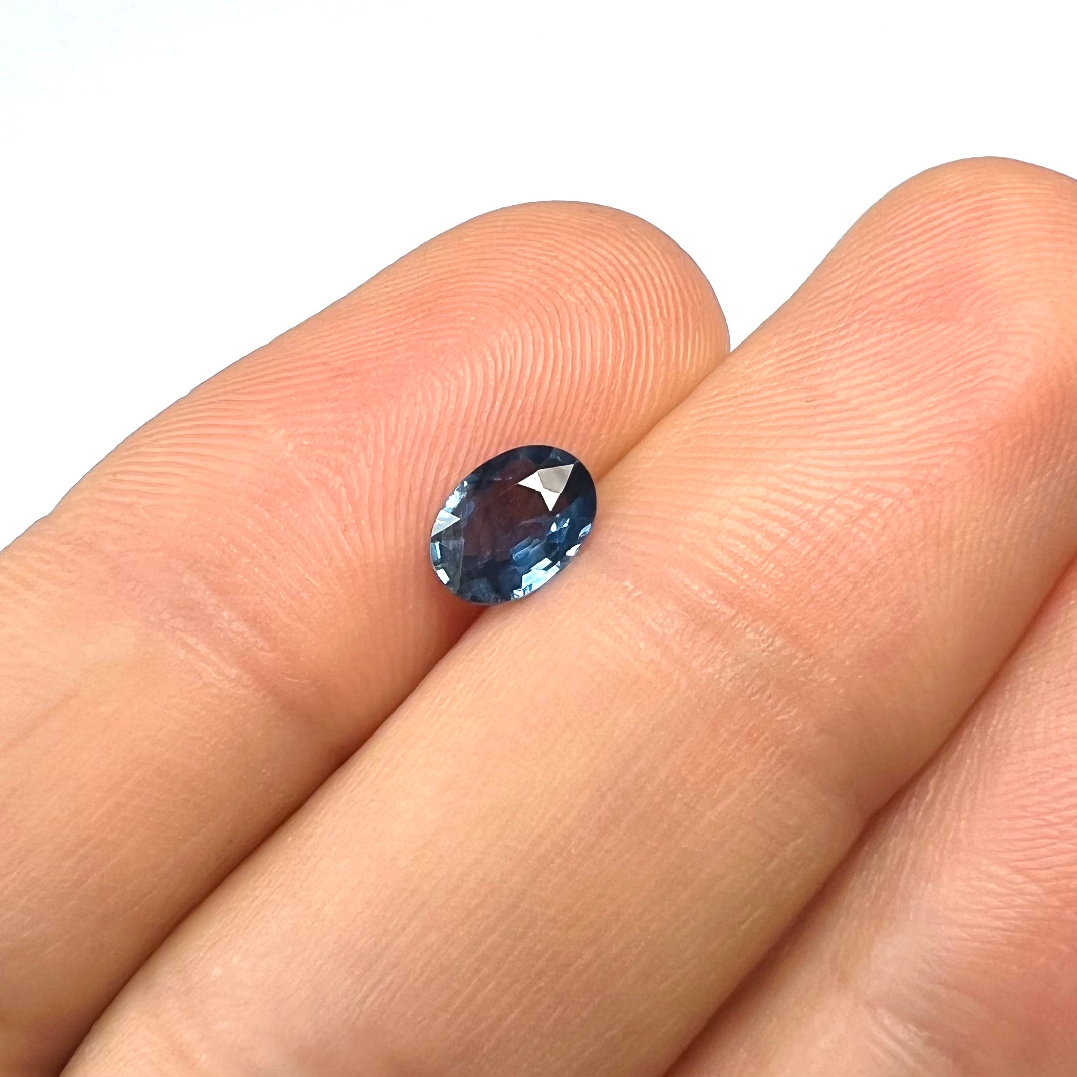 .88CTW Loose Oval Blue Sapphire 6.97x5.1x2.88mm Earth mined Gemstone