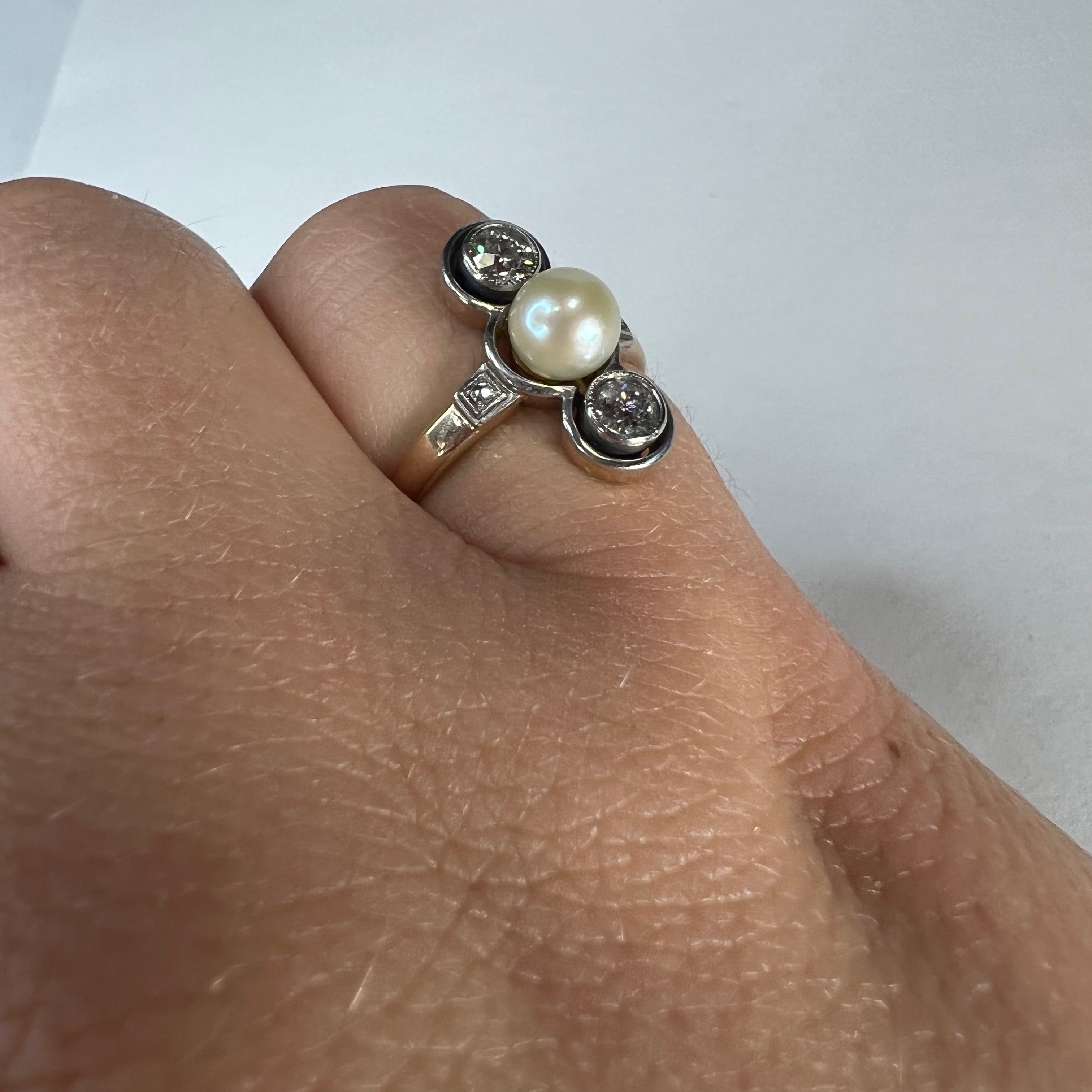Antique 14K Yellow Gold .40ctw Diamond & Pearl Ring Size 5