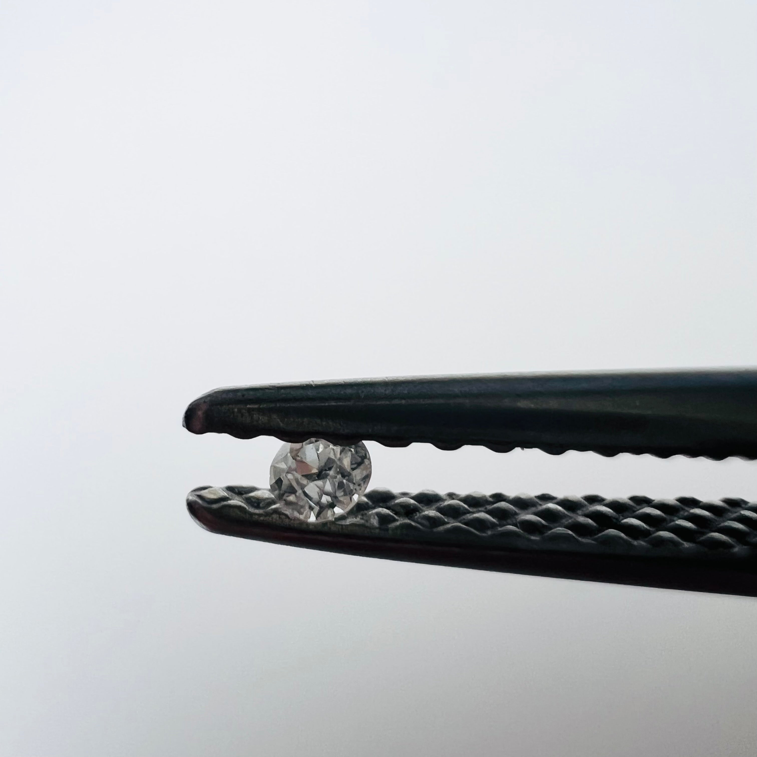 .020CT Old Mine Cut Diamond F VS1 1.75x1.28mm Natural Earth mined