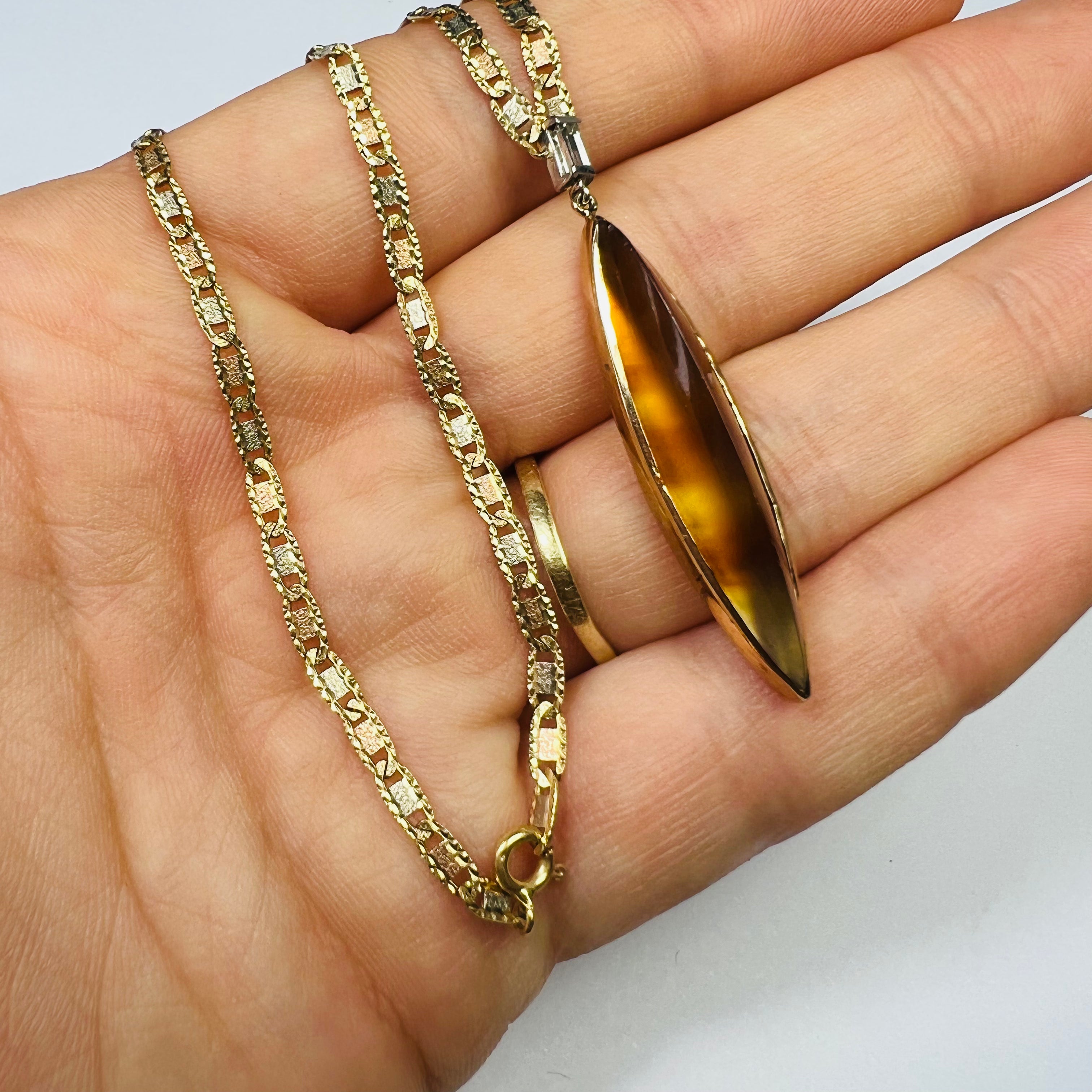 Striped Agate Baguette Diamond Rose and Yellow Gold Necklace 12"