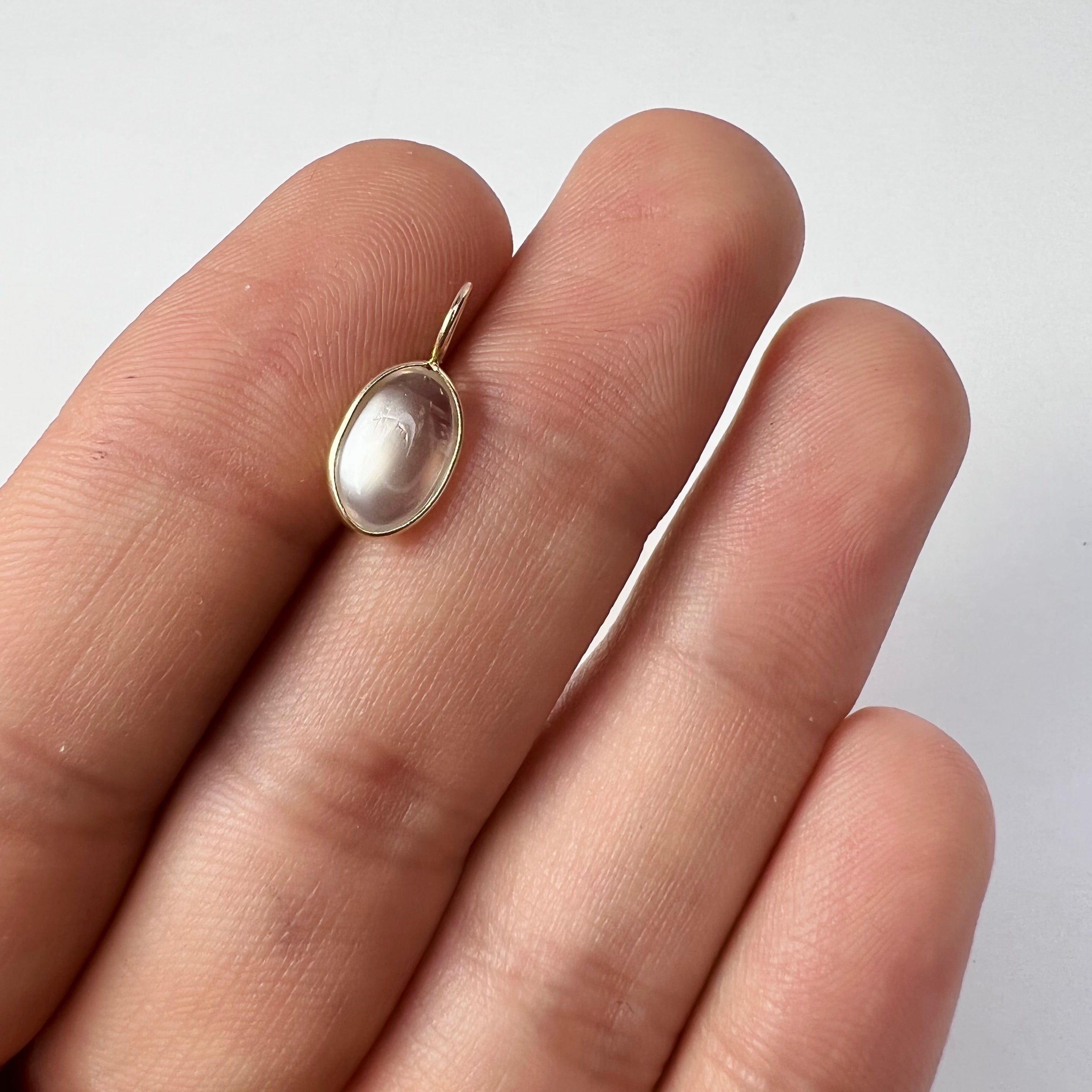 Cabochon Moonstone 14K Yellow Gold Pendant Charm 15.33x6.85x3.07mm