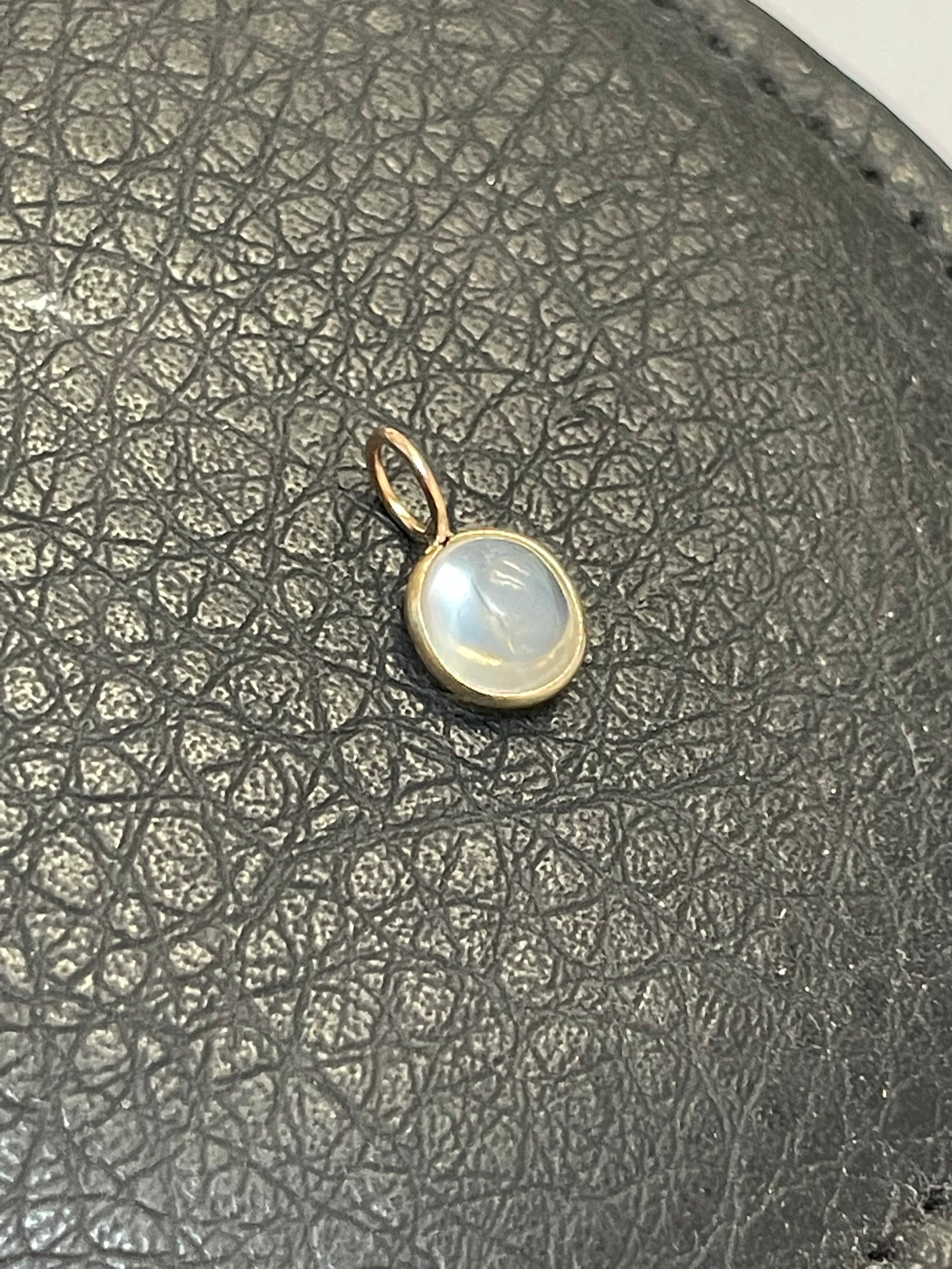 1.5CT Moonstone Charm 14K Yellow Gold 13x7mm