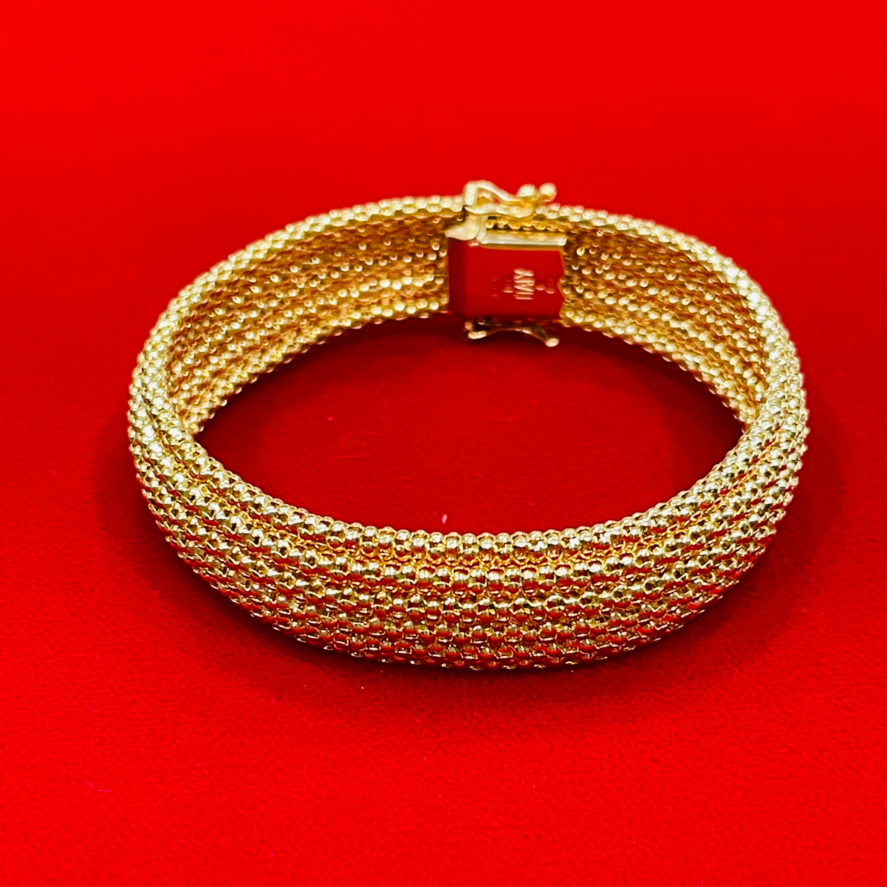 Pebble Bracelet in Solid 14k Yellow Gold 7.5”