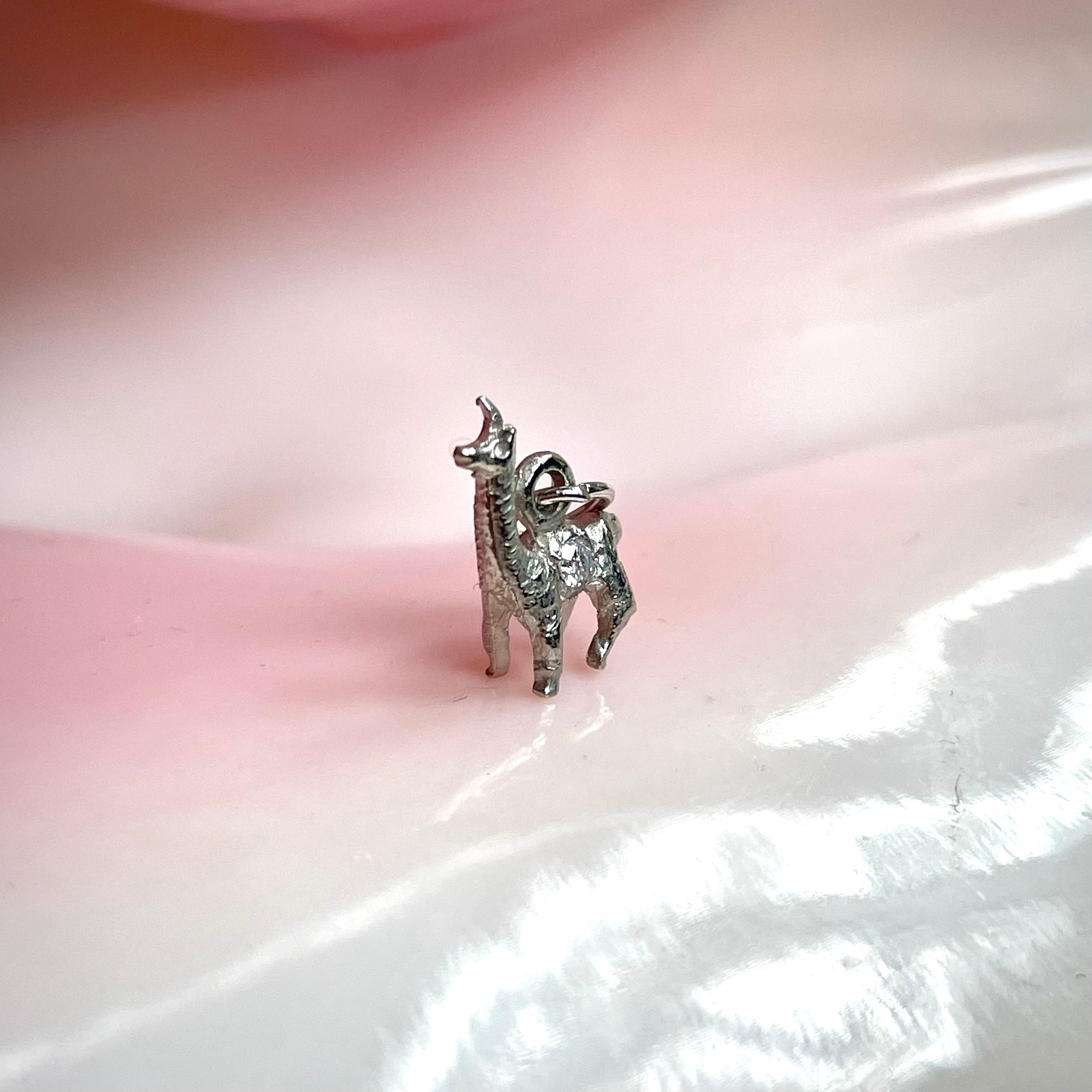 Llama Pendant Charm 18k White Gold