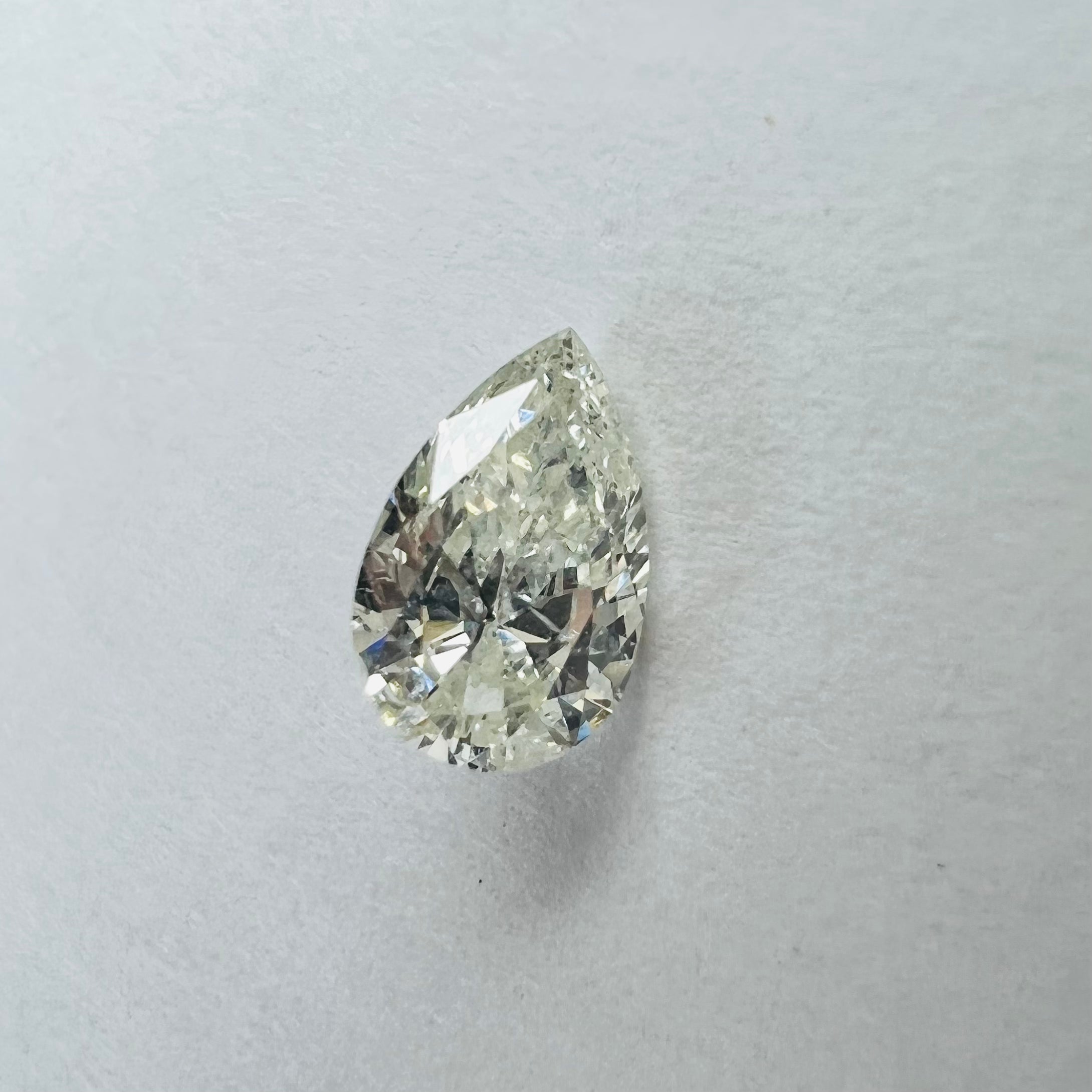 .39CT Pear Brilliant Diamond K SI2 6.32x4.03x2.35mm Natural Earth mined