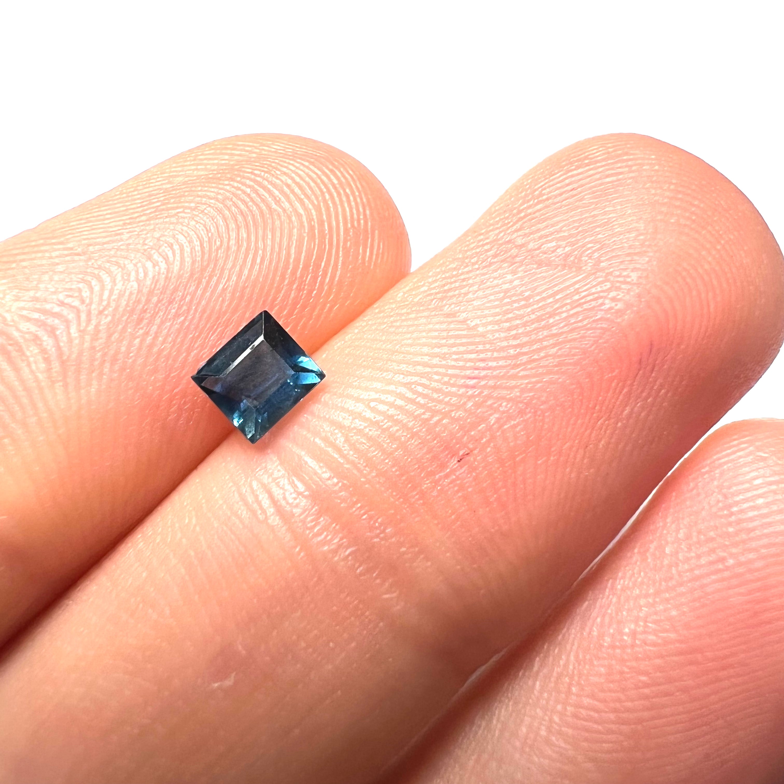 .61CT Loose Blue Sapphire 4x4.1x2.5mm mm Earth mined Gemstone