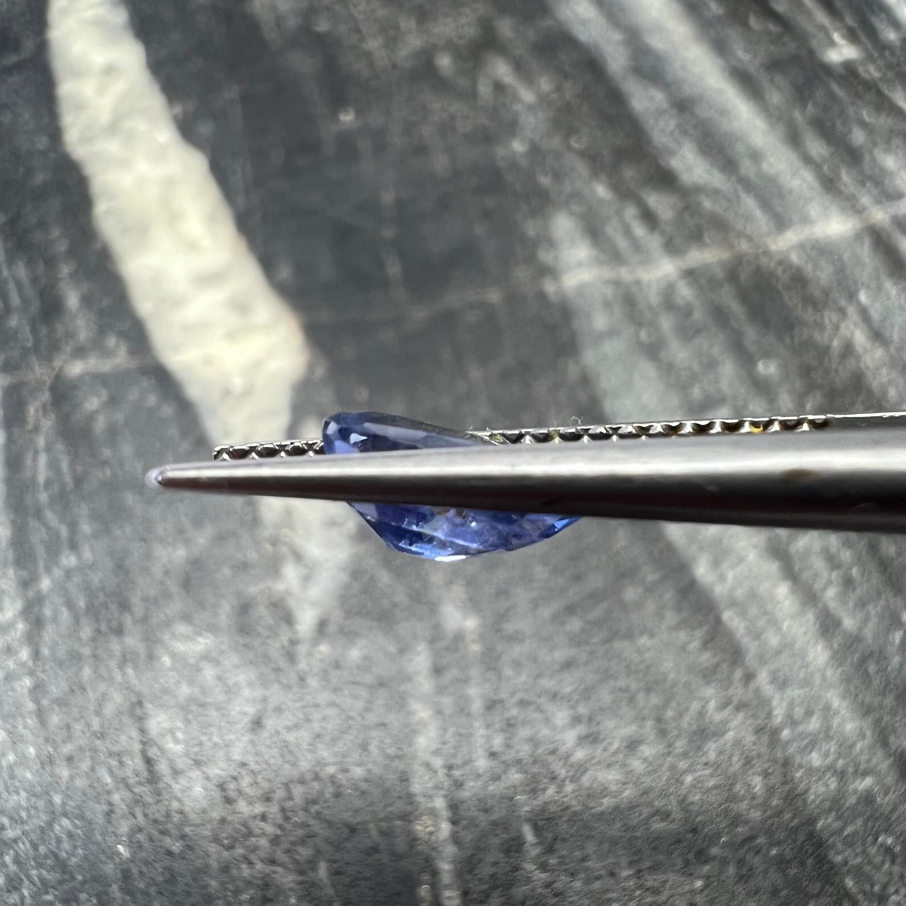 1.3CTW Loose Oval Sapphire 7.28x5.2x3.98mmEarth mined Gemstone