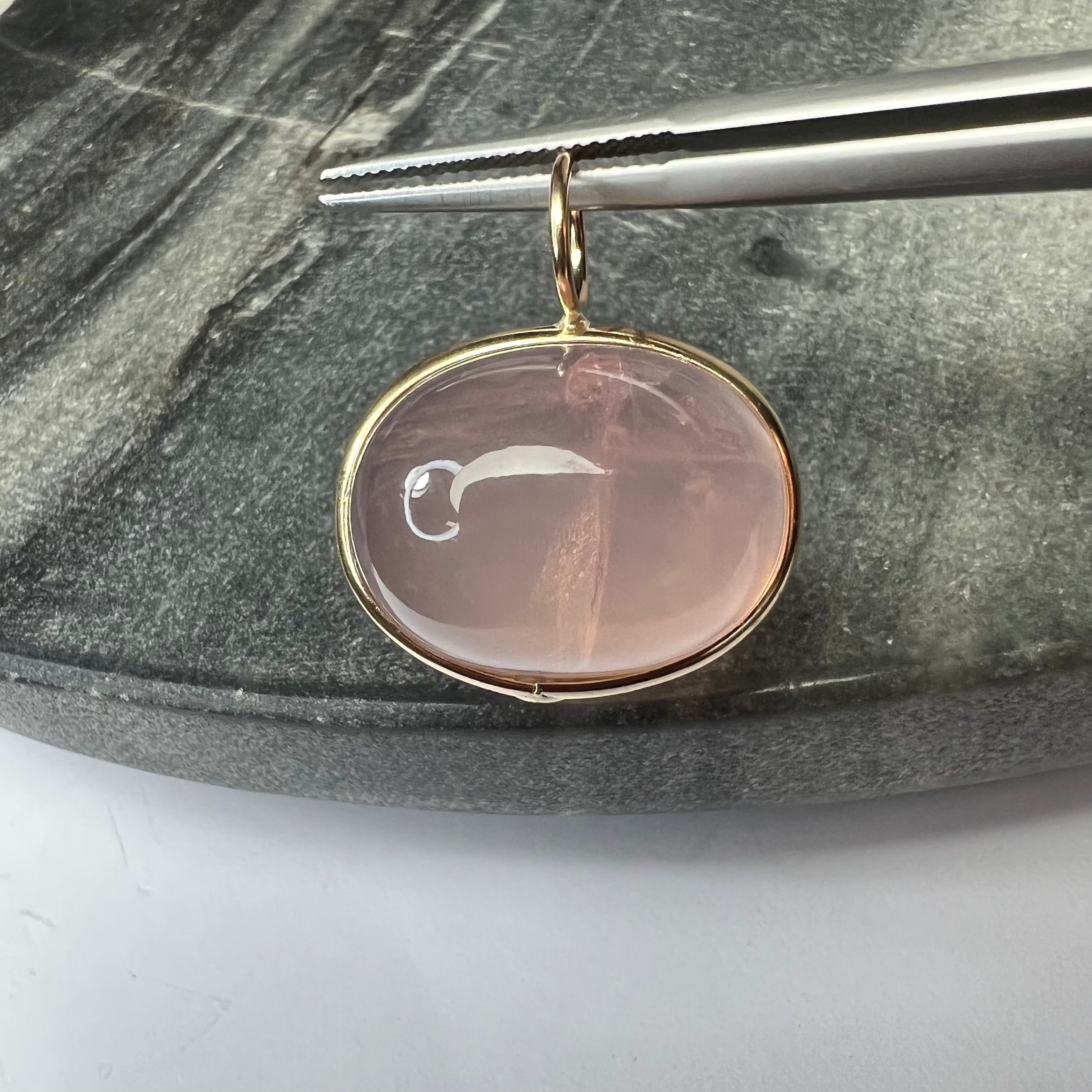 28CT Natural Cabochon Rose Quartz 14K Yellow Gold Pendant Charm 25x23mm