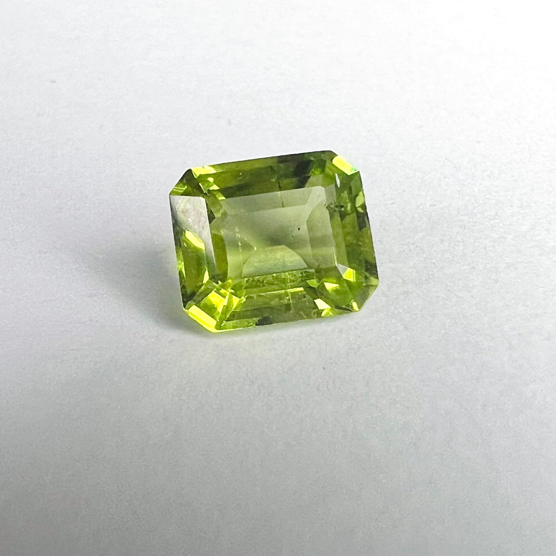 1.43CTW Loose Natural Emerald Cut Peridot 7.25x6.17x3.77mm Earth mined Gemstone