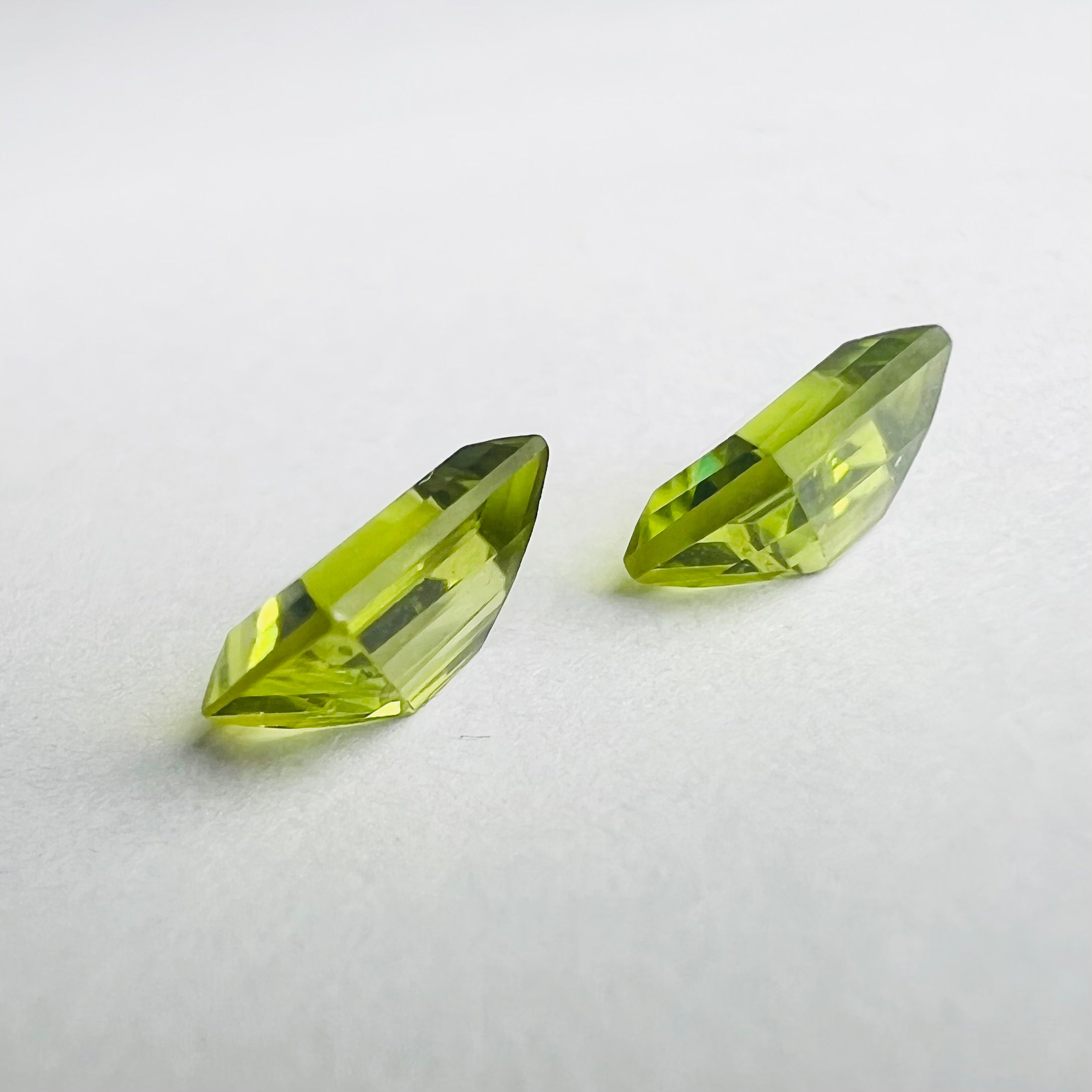 1.50CTW Pair of Loose Natural Baguette Cut Peridot 6.18x4.25x2.95mm Earth mined
