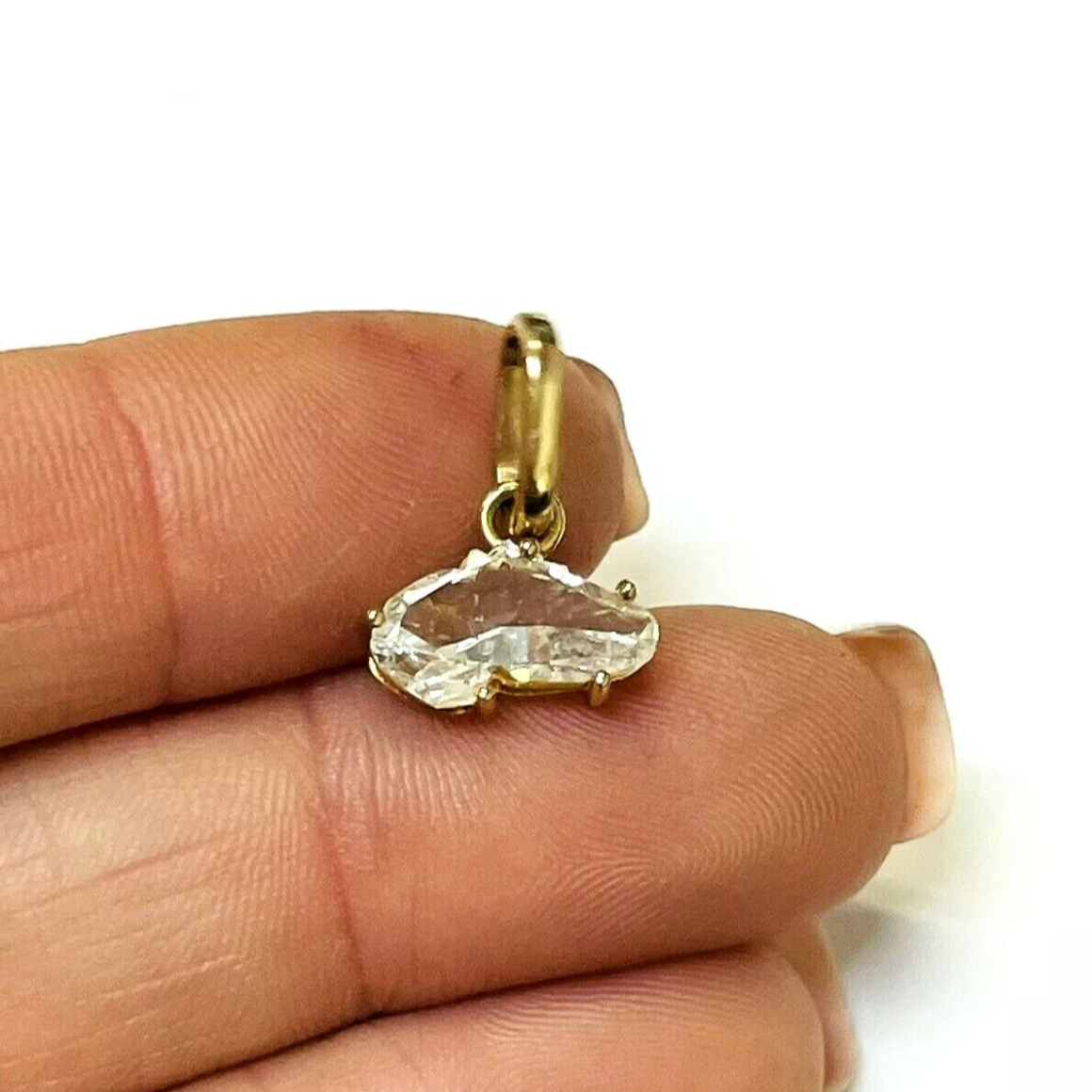 .96CT Natural Horse Head Cut Diamond Pendant G/H SI1 18K Yellow Gold