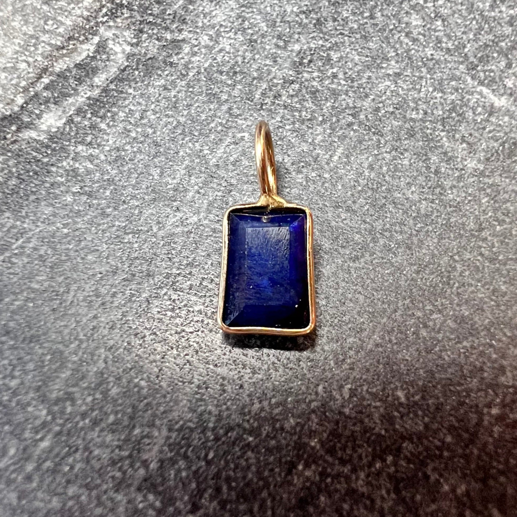 Natural Sapphire Emerald Cut 14K Yellow Gold Pendant Charm 13x5.5mm