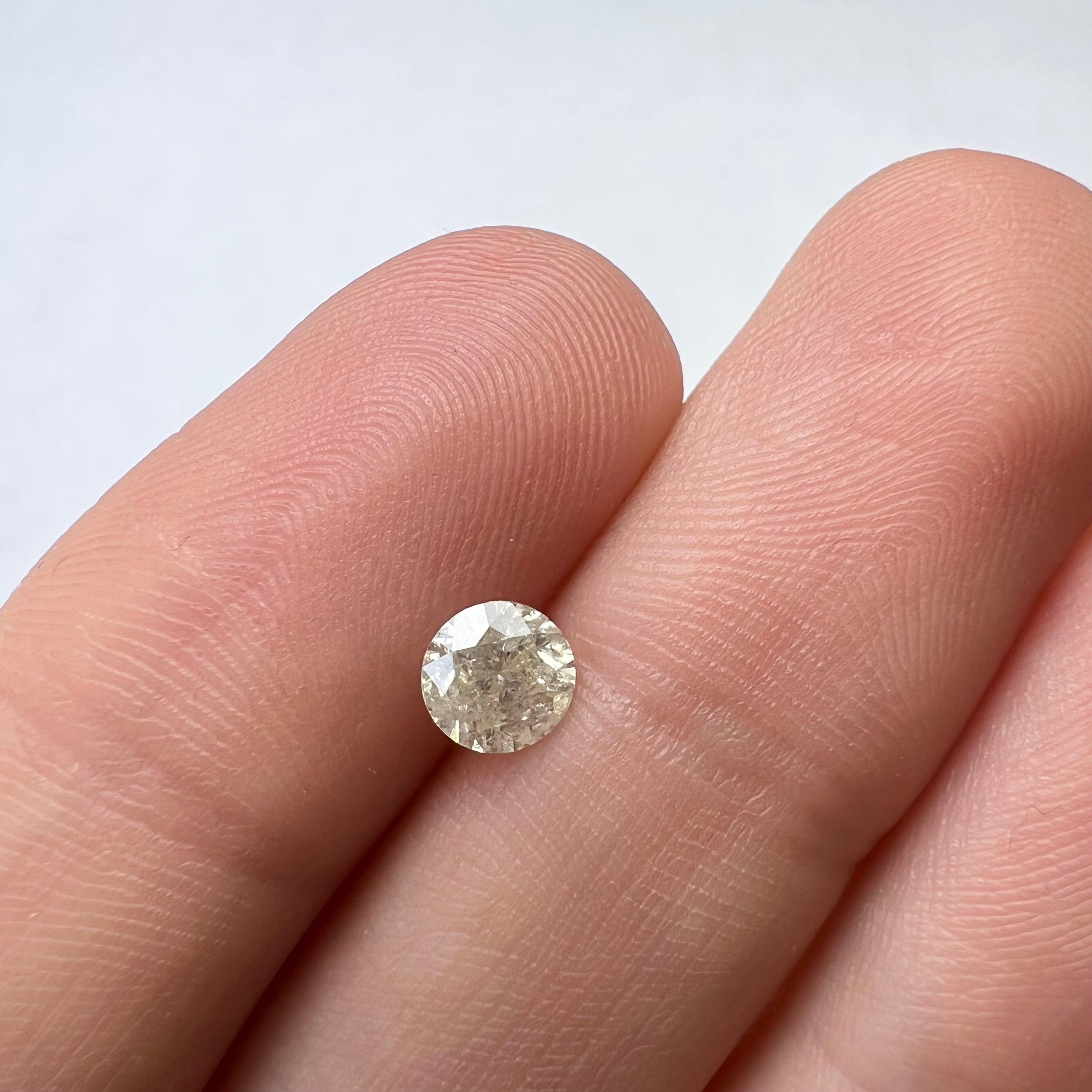 .64CT Brilliant Round Diamond N I1 5.33x3.45mm Natural Earth mined