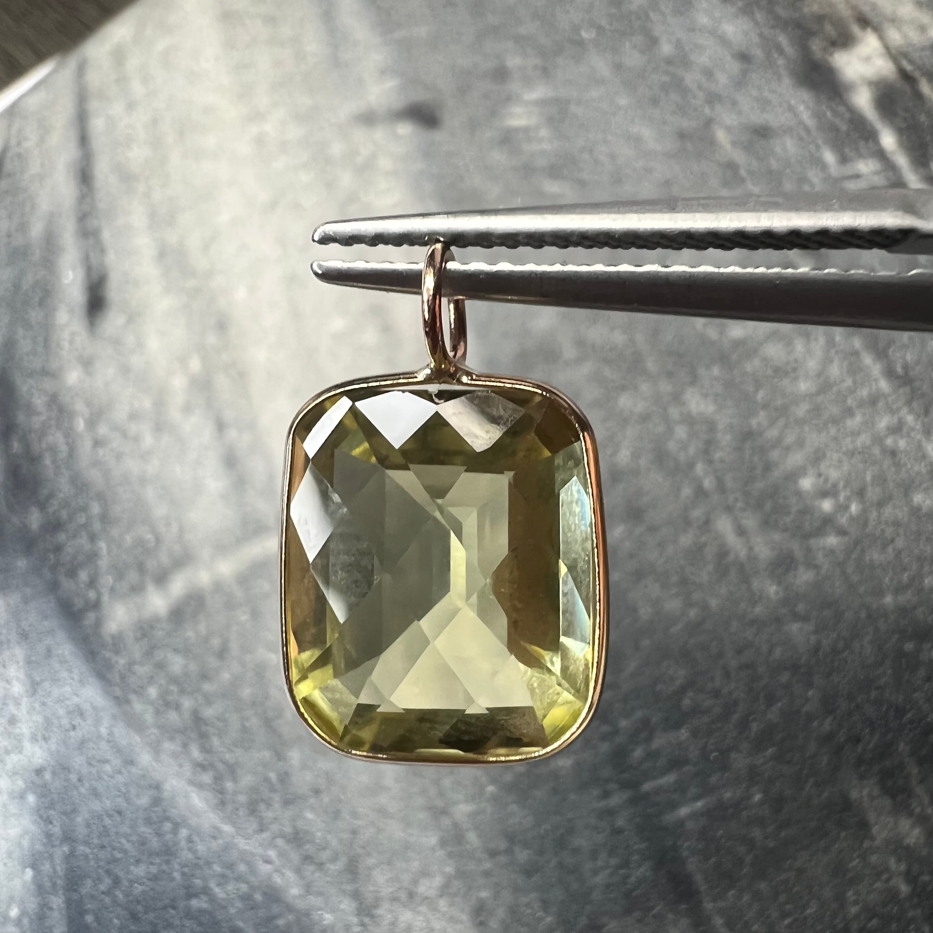 5CT Natural Limey Cushion Cut Citrine 14K Yellow Gold Pendant Charm 17x10.5mm