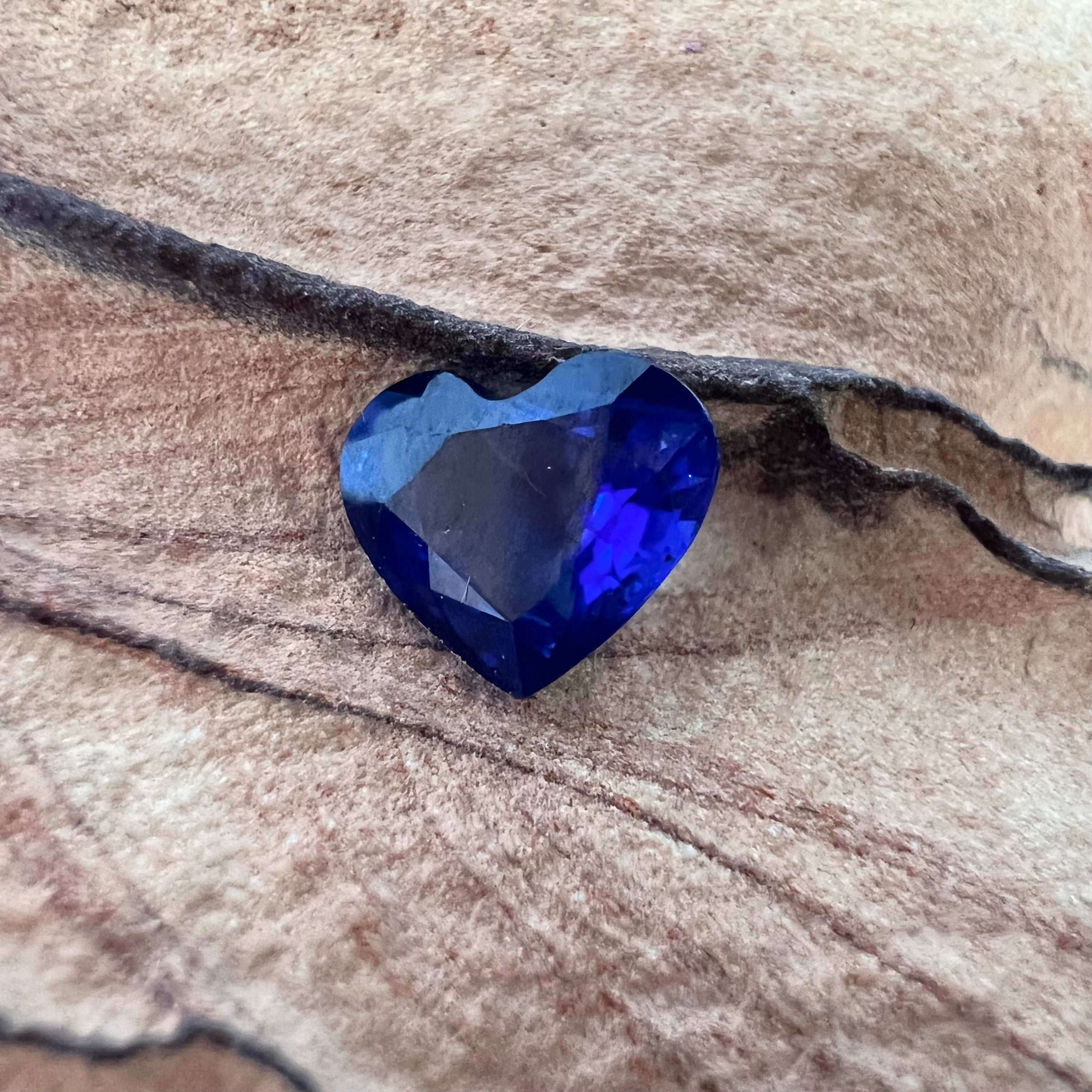 2.15CT Loose Natural Sapphire Brilliant Cut Heart Shape 7.56x8.94x4.25mm