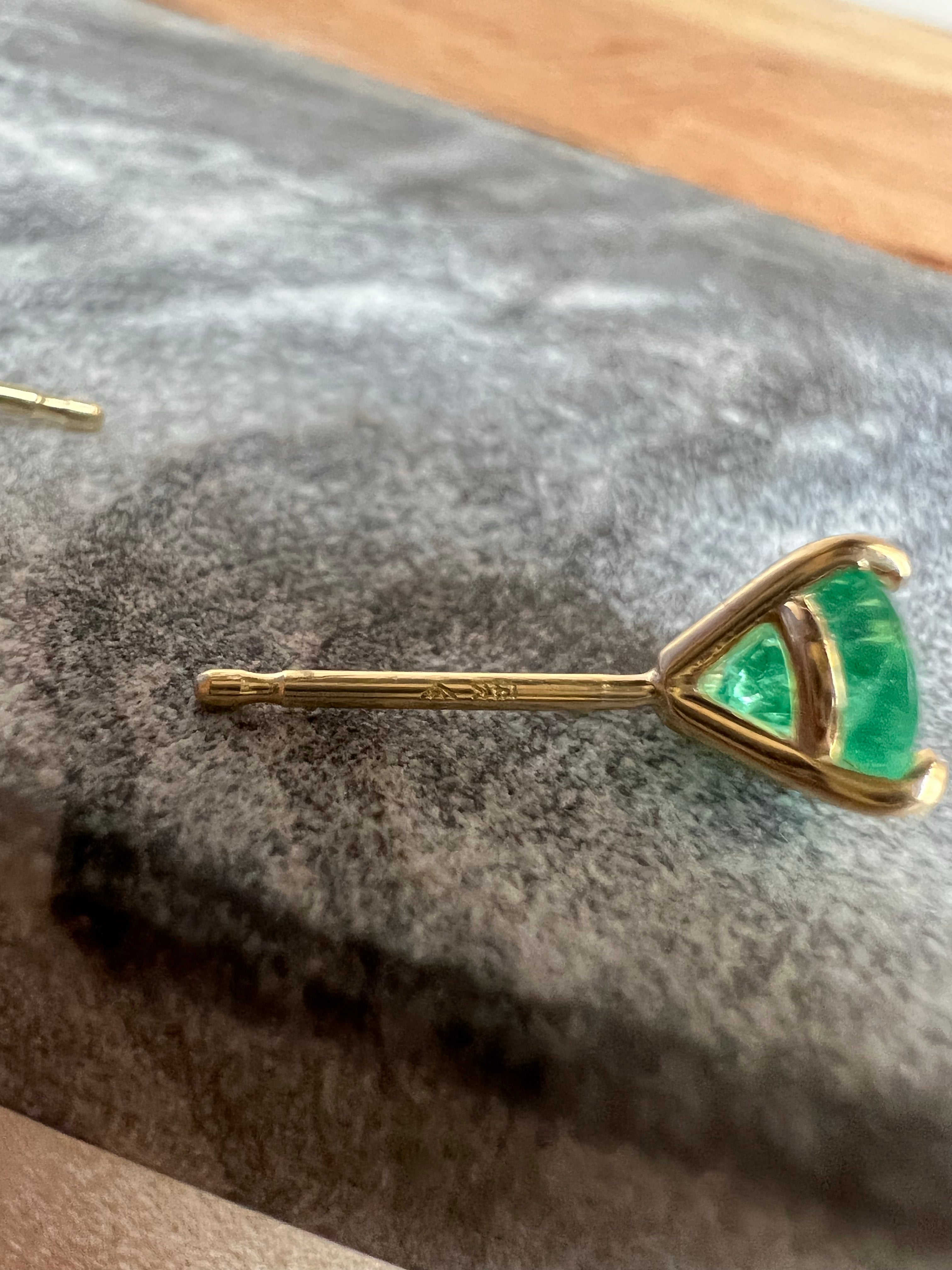 .95CT Colombian Emerald Round 14K Yellow Gold Stud Earrings